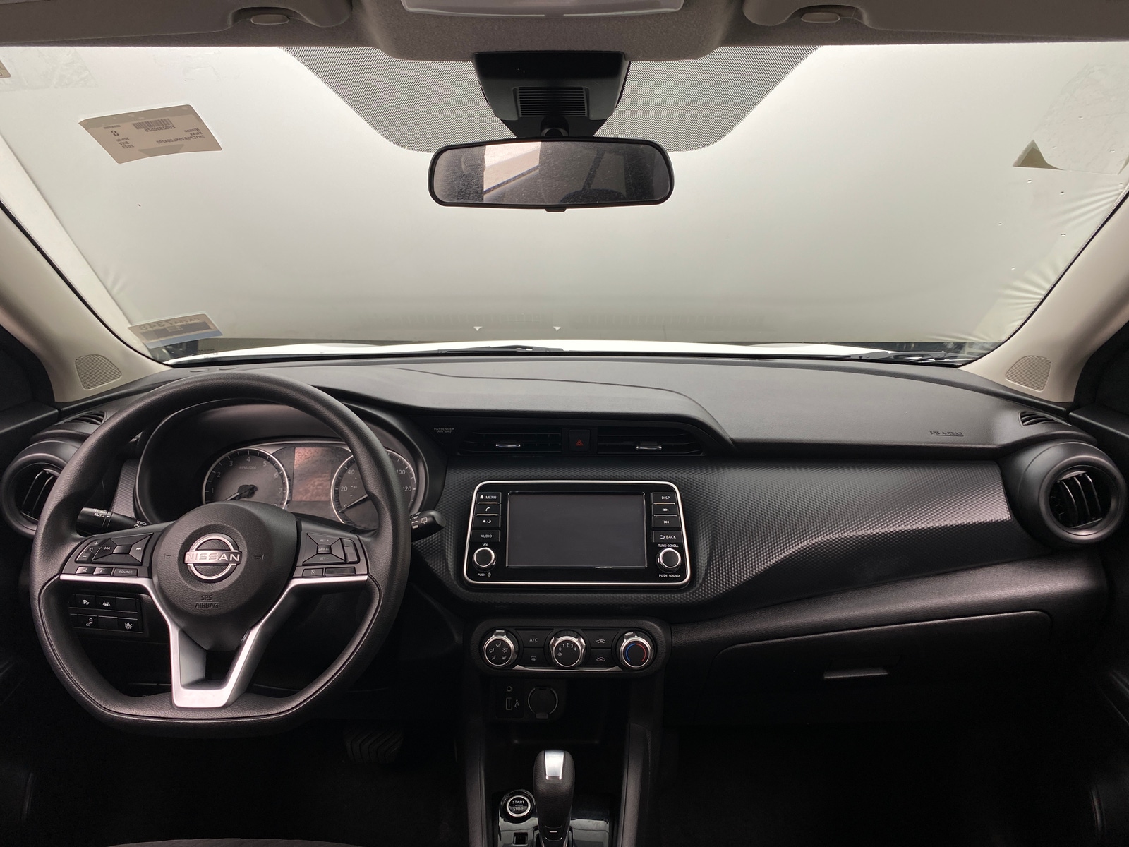 Thumbnail: 2022 Nissan Kicks - 3