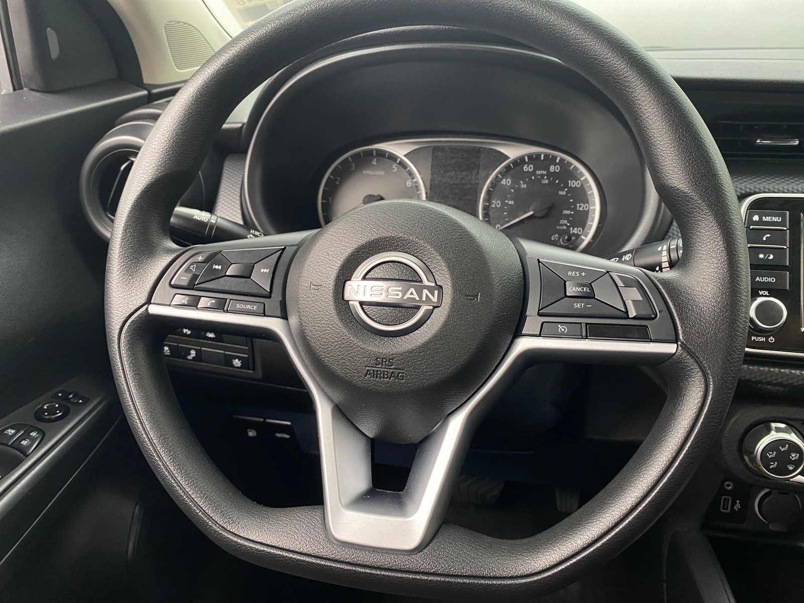 Thumbnail: 2022 Nissan Kicks - 5