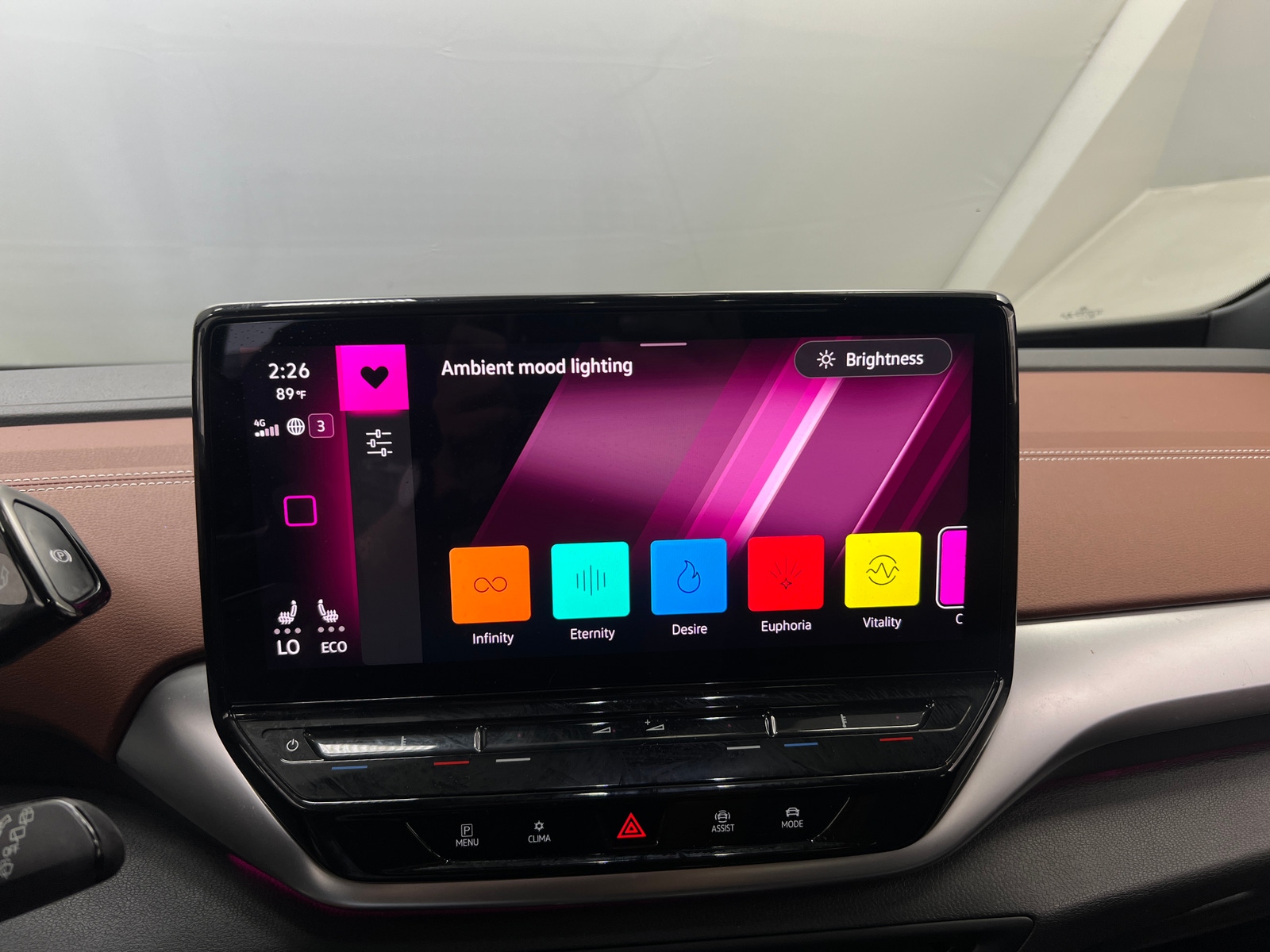 Thumbnail: 2021 Volkswagen ID.4 - 3
