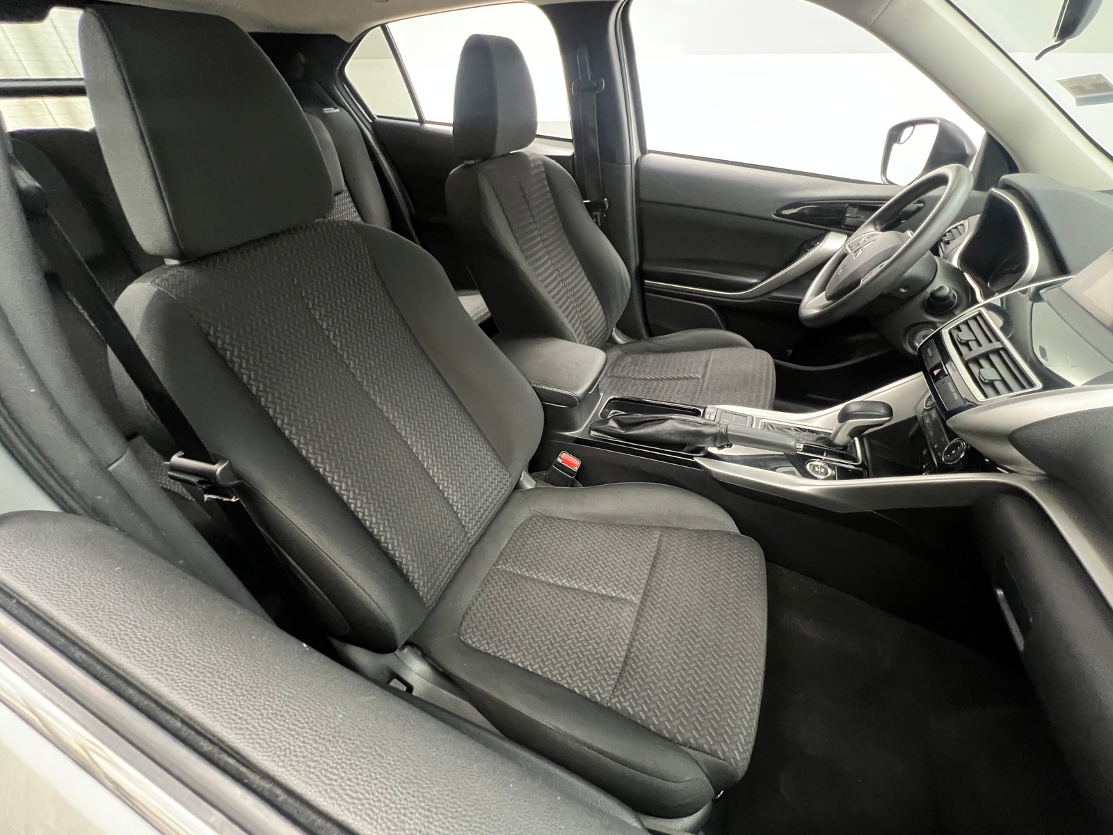 Thumbnail: 2018 Mitsubishi Eclipse Cross - 2