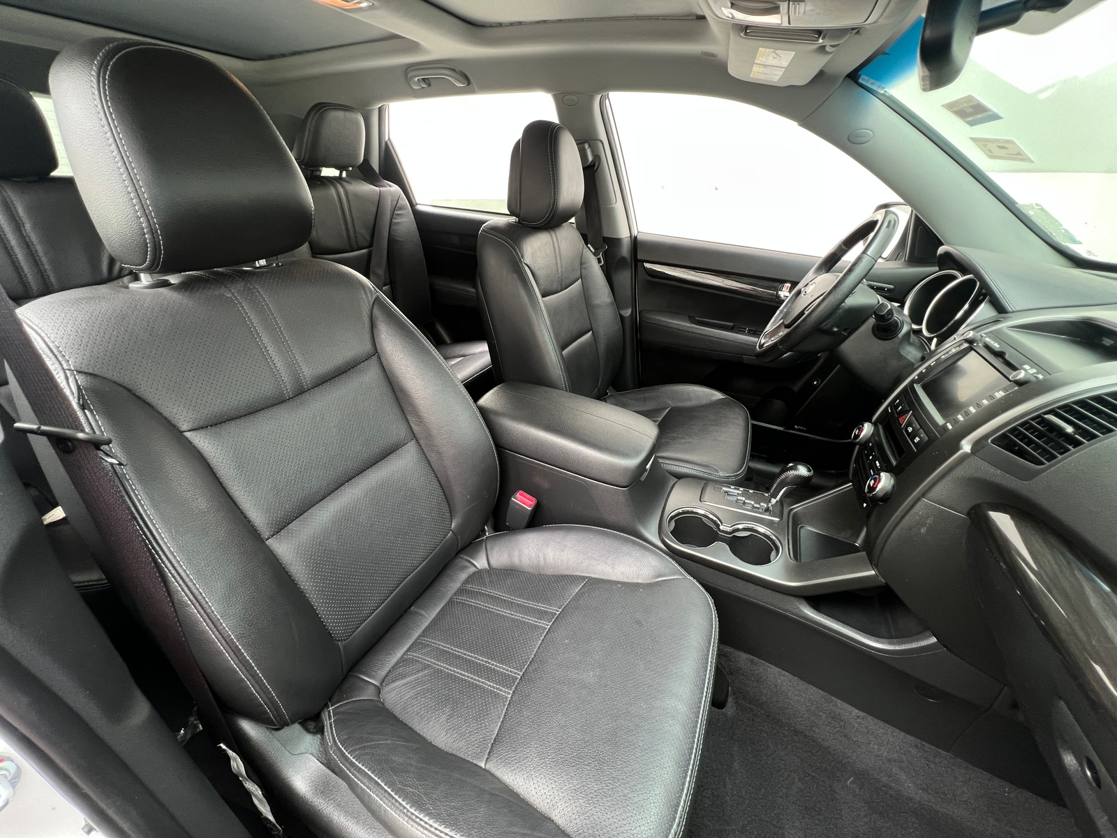 Thumbnail: 2013 Kia Sorento - 2