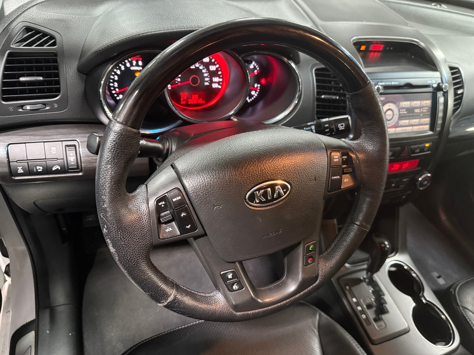 Thumbnail: 2013 Kia Sorento - 5