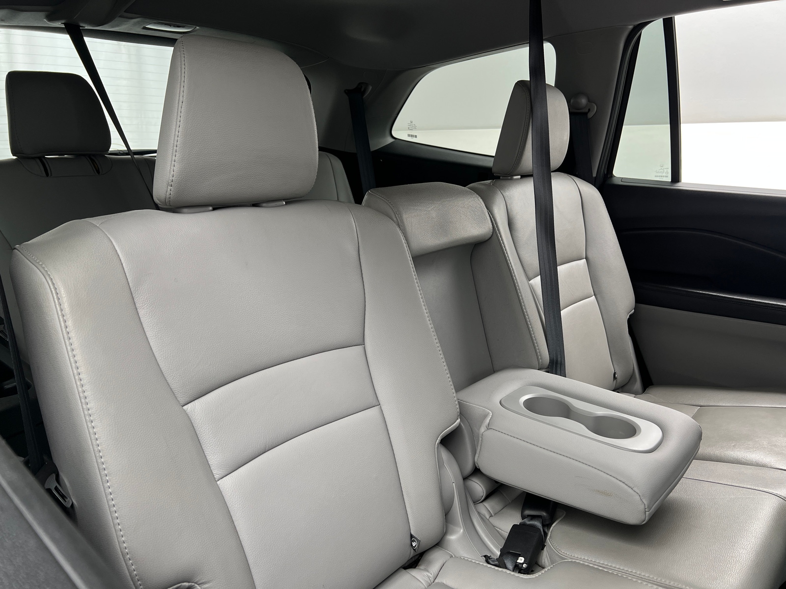 Thumbnail: 2017 Honda Pilot - 5