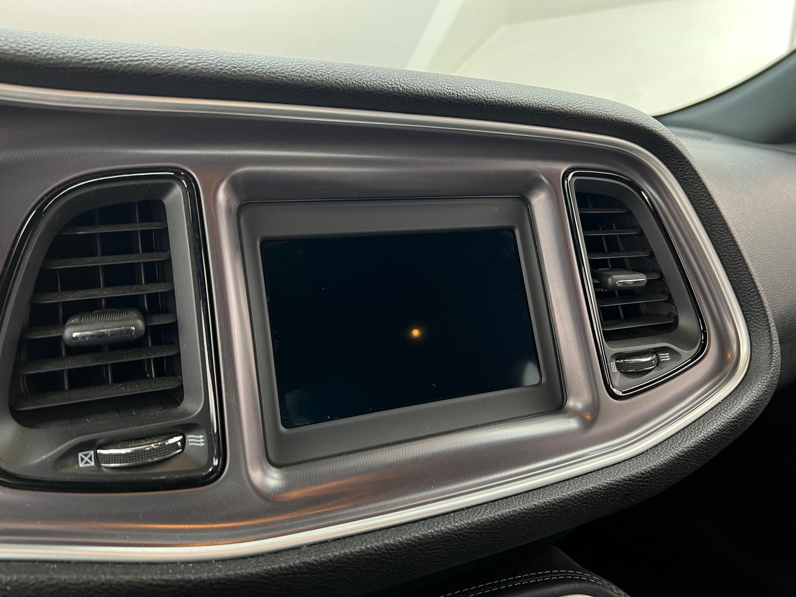 Thumbnail: 2020 Dodge Challenger - 3