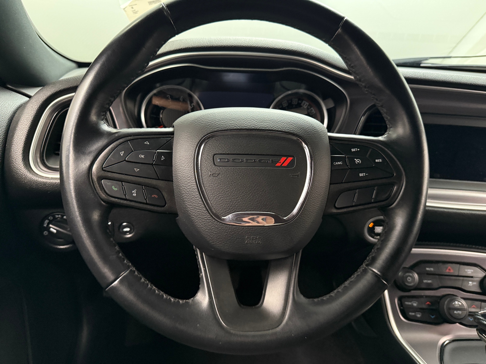 Thumbnail: 2021 Dodge Challenger - 4