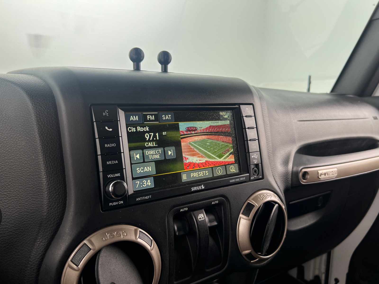 Thumbnail: 2016 Jeep Wrangler - 4