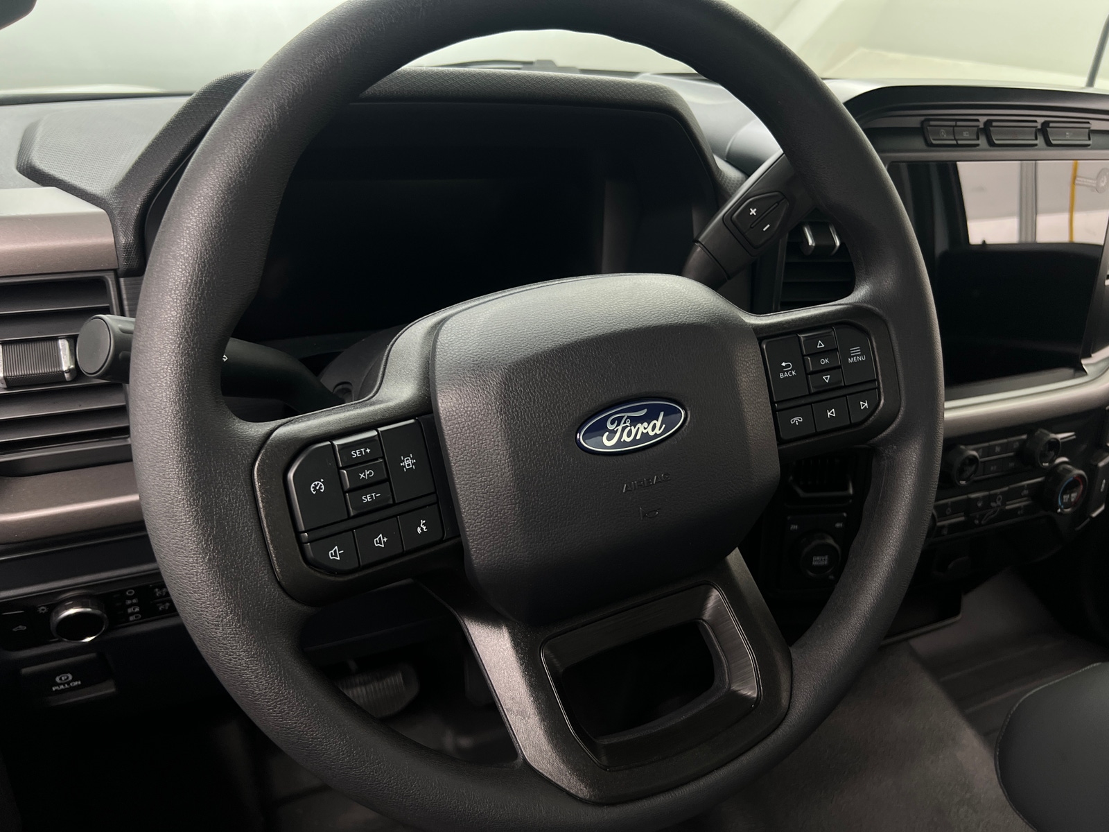 Thumbnail: 2024 Ford Econoline - 4