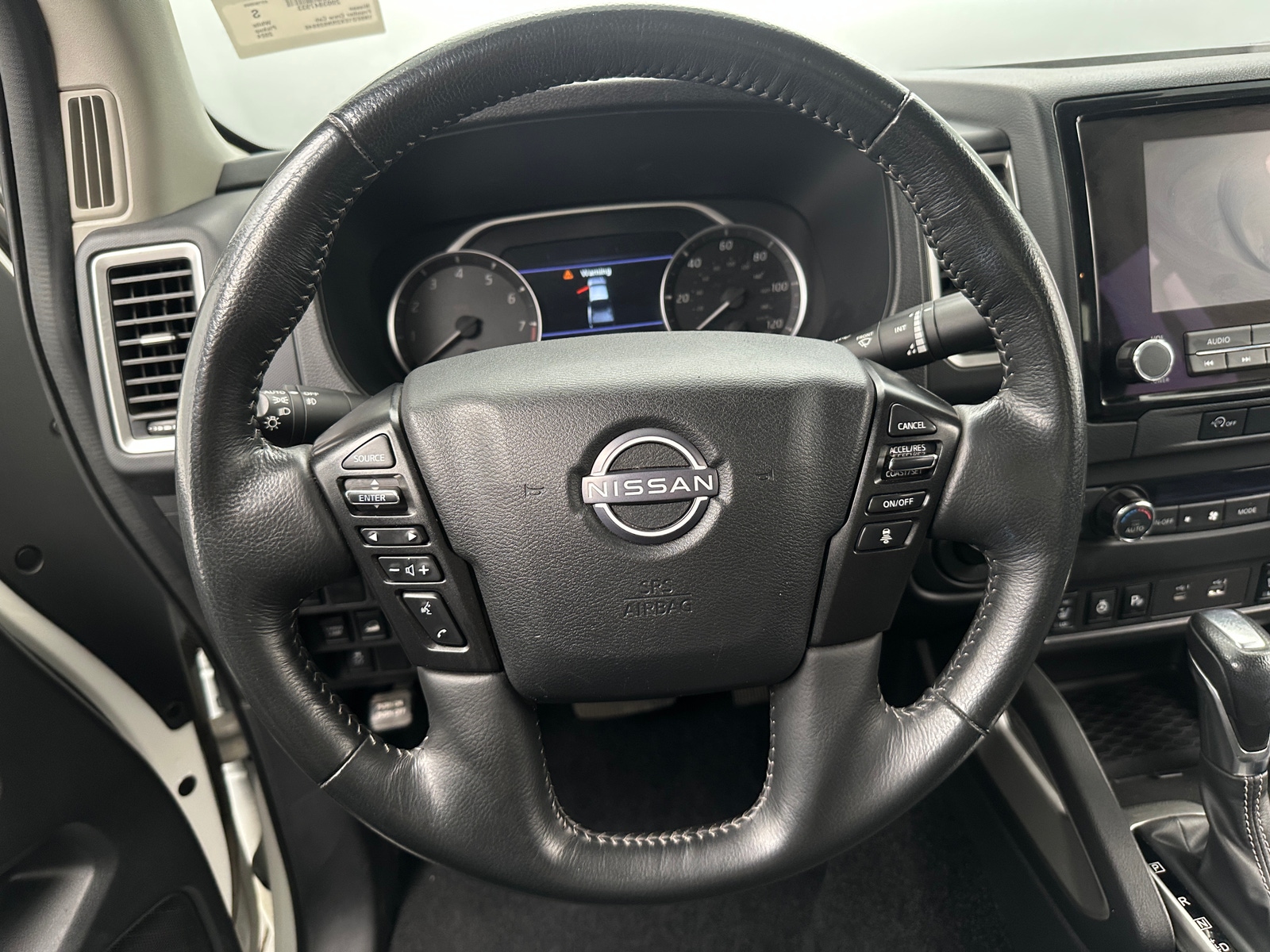 Thumbnail: 2024 Nissan Frontier - 5