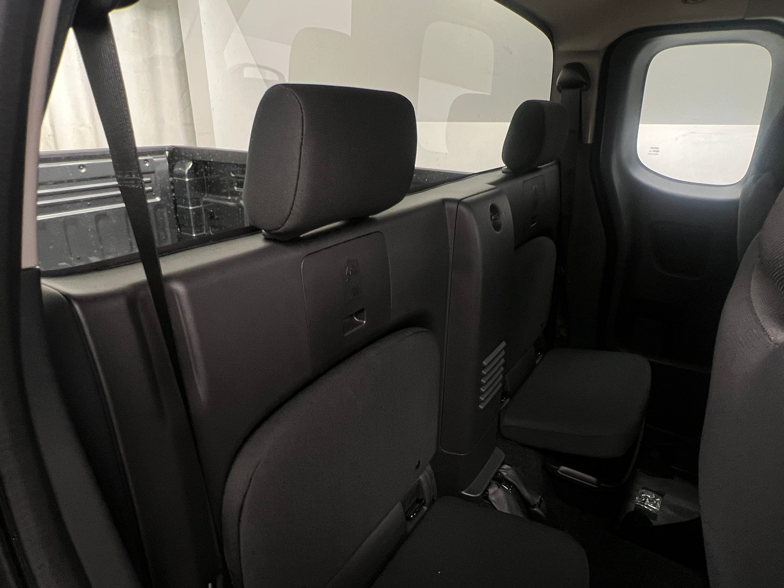 Thumbnail: 2025 Nissan Frontier - 6