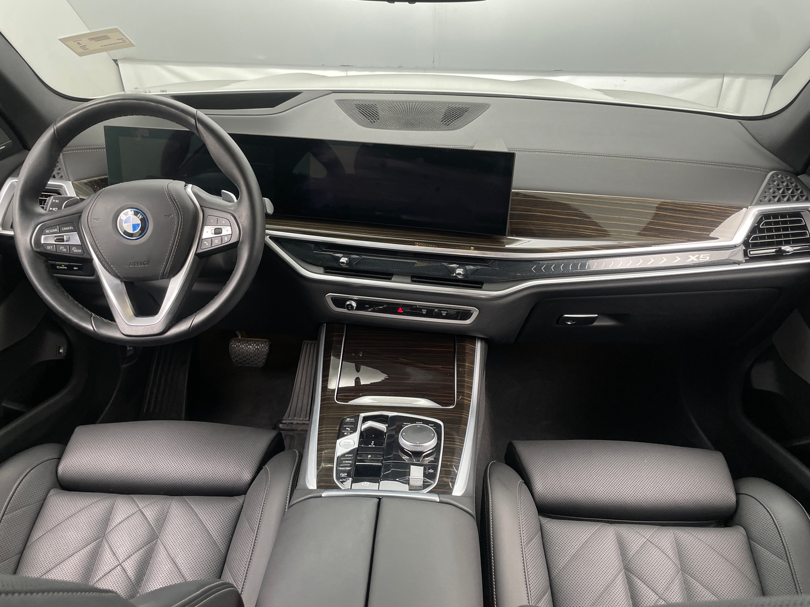 Thumbnail: 2024 BMW X5 - 2