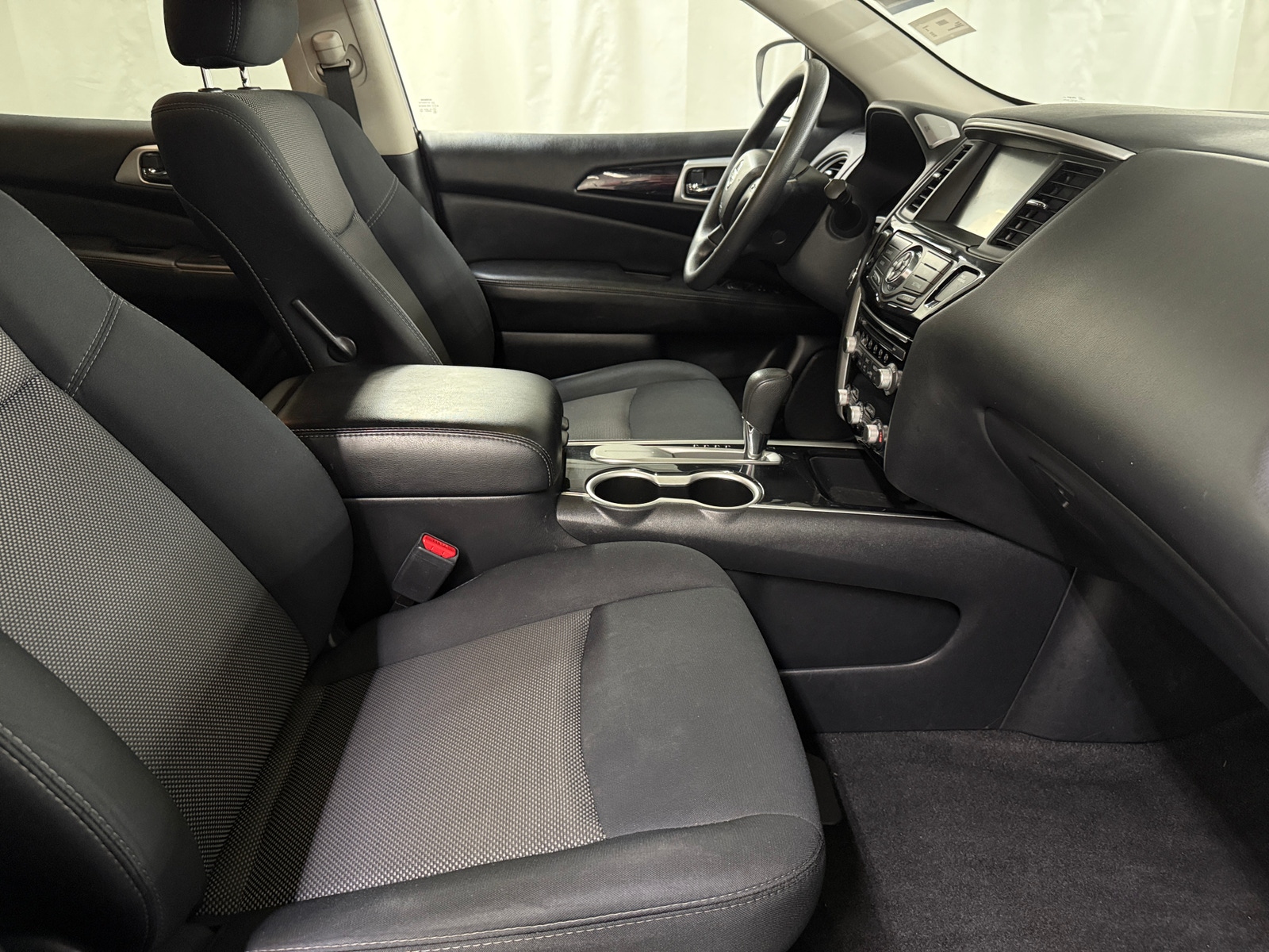 Thumbnail: 2019 Nissan Pathfinder - 2