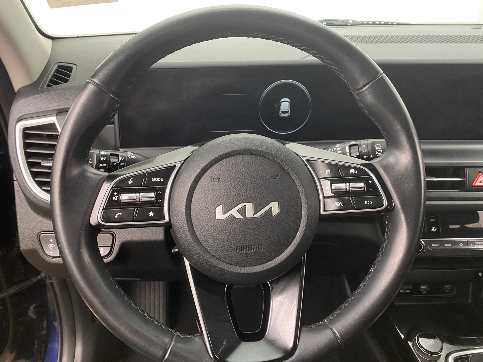 Thumbnail: 2024 Kia Seltos - 4