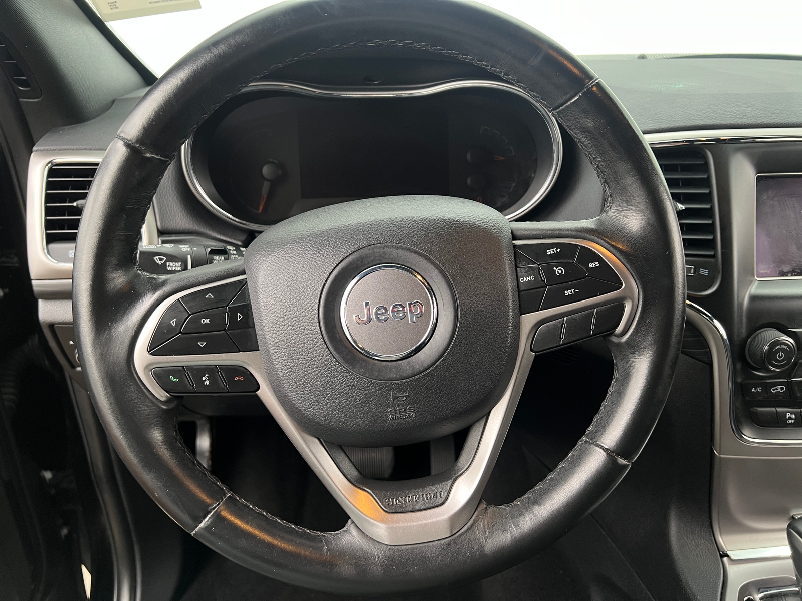 Thumbnail: 2019 Jeep Grand Cherokee - 5