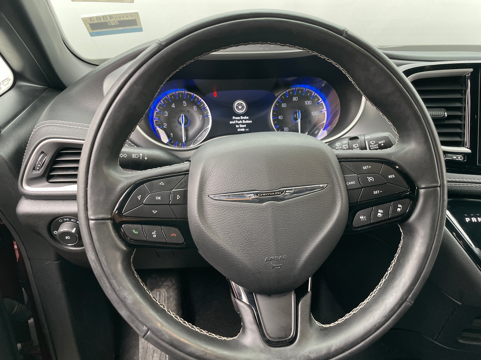 Thumbnail: 2022 Chrysler Pacifica - 4
