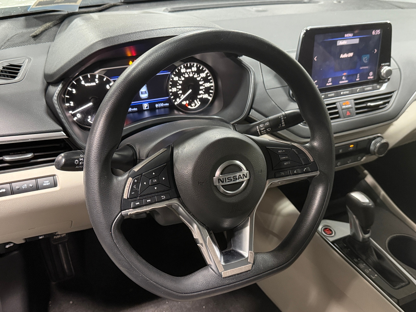 Thumbnail: 2019 Nissan Altima - 5