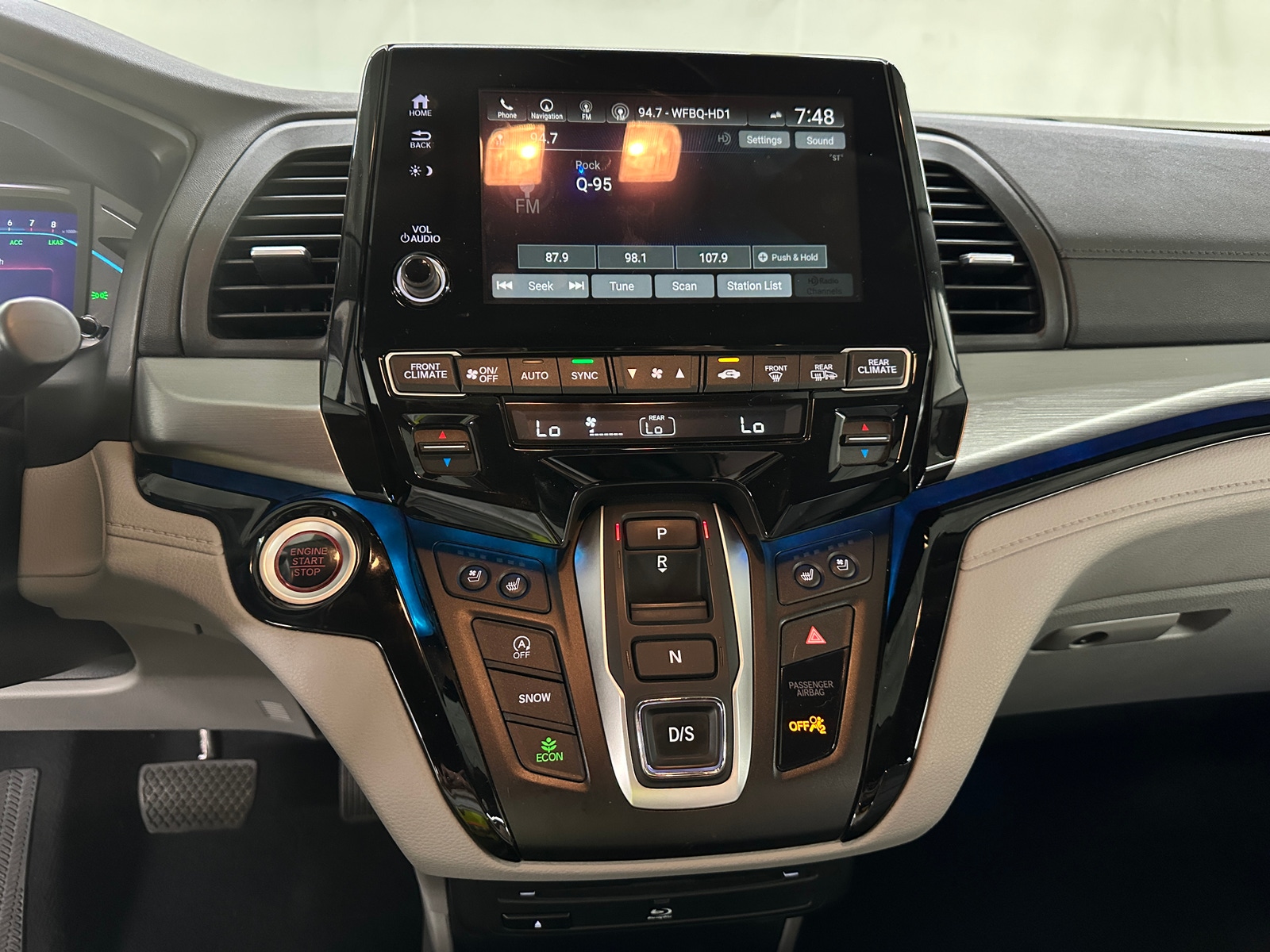 Thumbnail: 2020 Honda Odyssey - 3