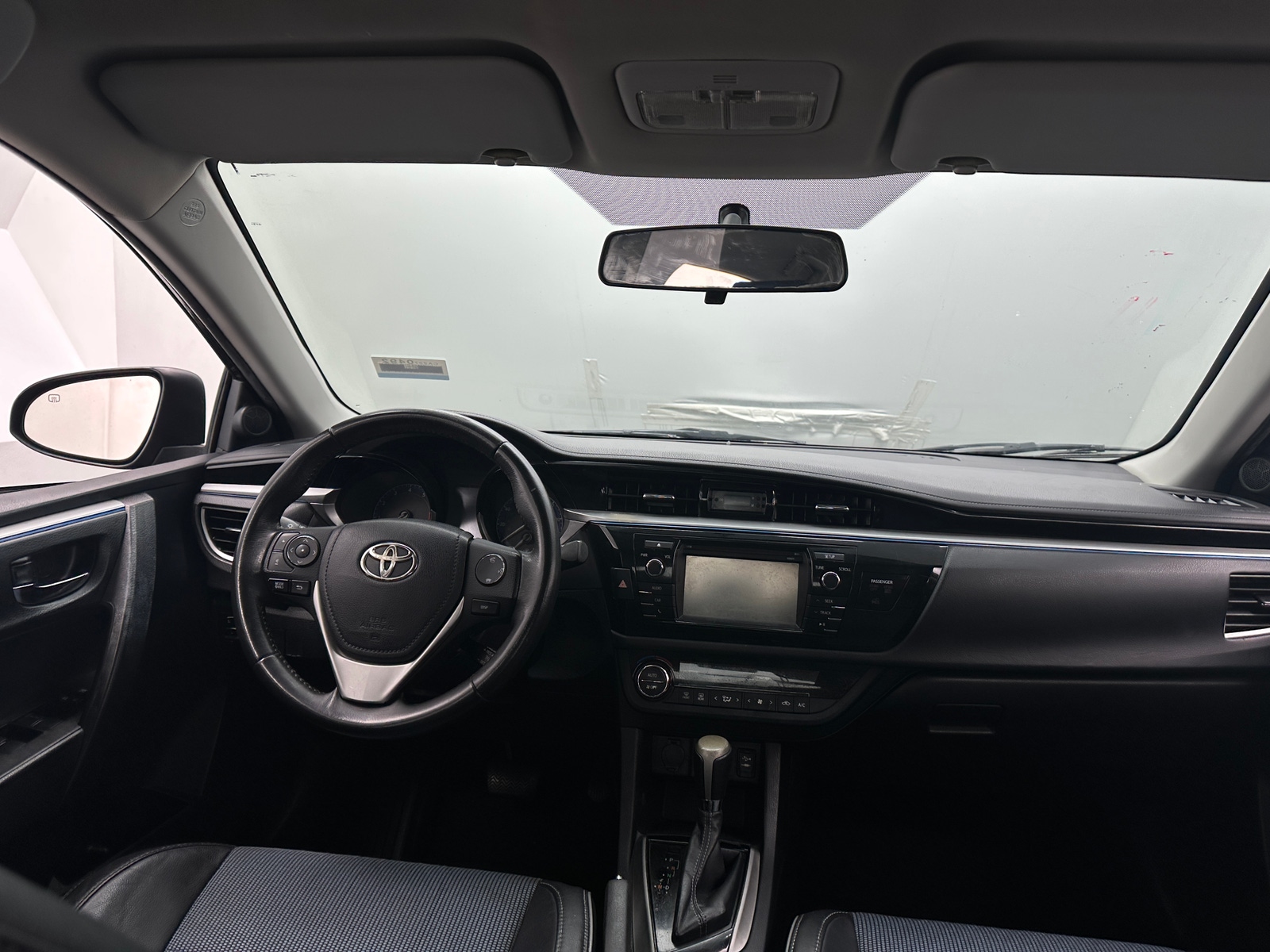 Thumbnail: 2016 Toyota Corolla - 3