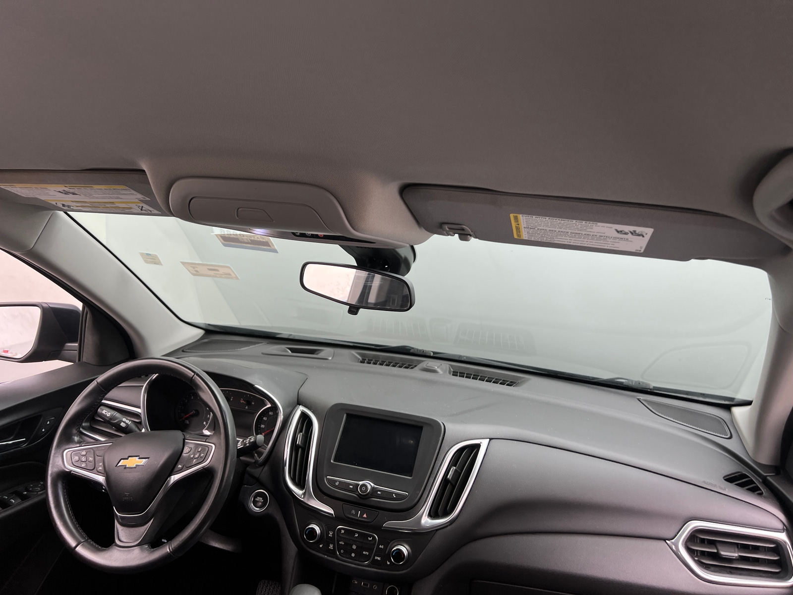 Thumbnail: 2022 Chevrolet Equinox - 3