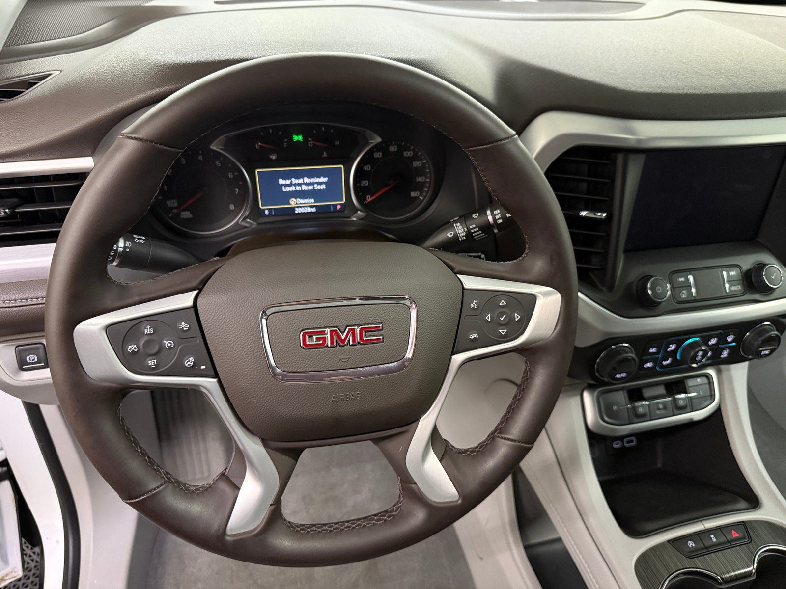 Thumbnail: 2023 GMC Acadia - 4
