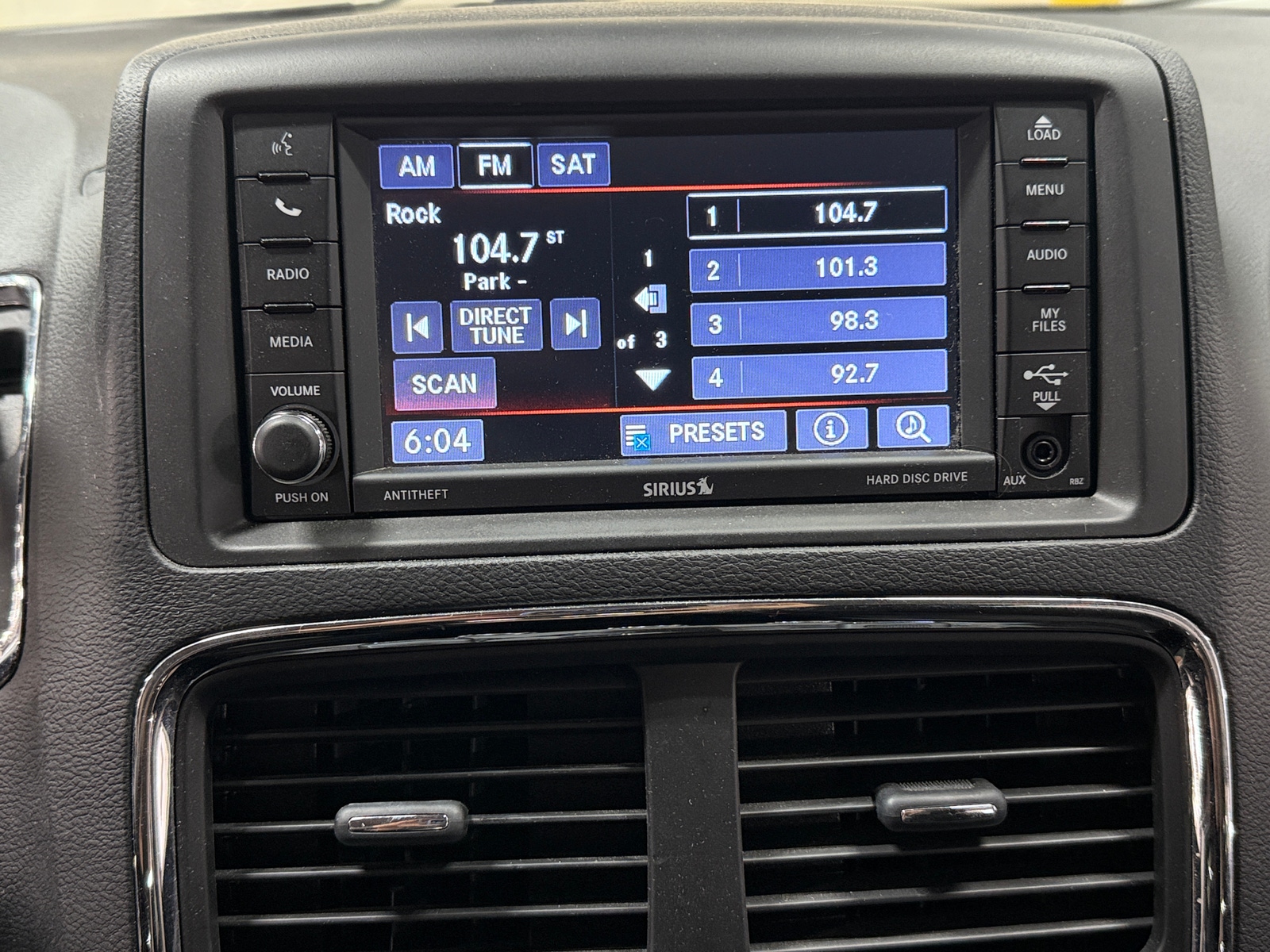 Thumbnail: 2018 Dodge Grand Caravan - 4