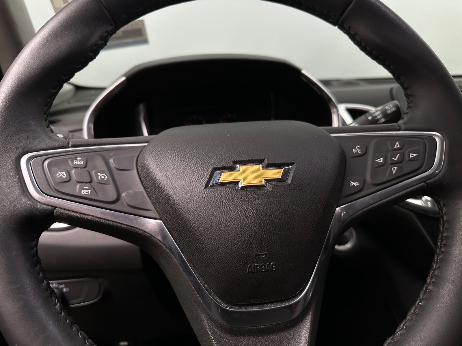 Thumbnail: 2018 Chevrolet Equinox - 5