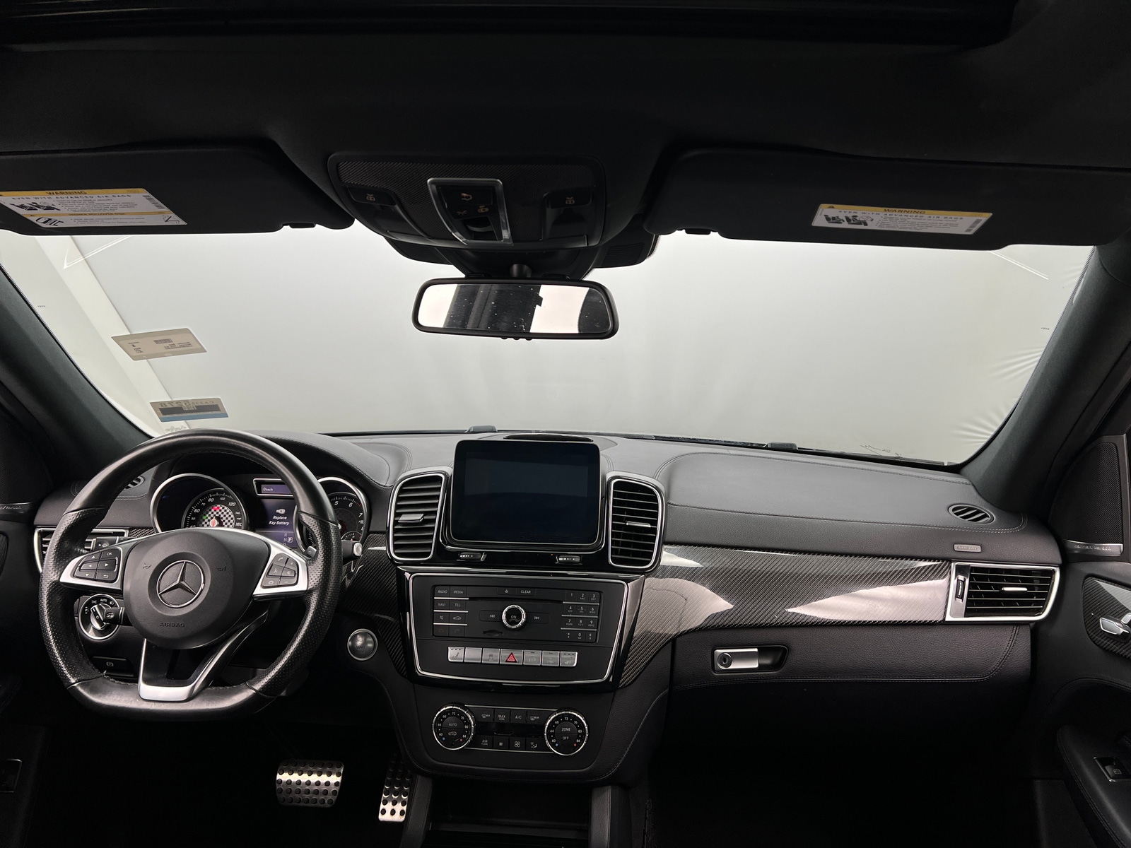Thumbnail: 2017 Mercedes-Benz GLE - 2