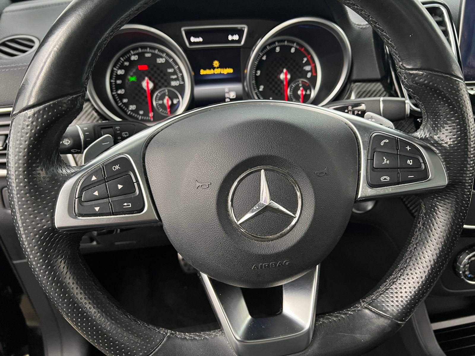 Thumbnail: 2017 Mercedes-Benz GLE - 4