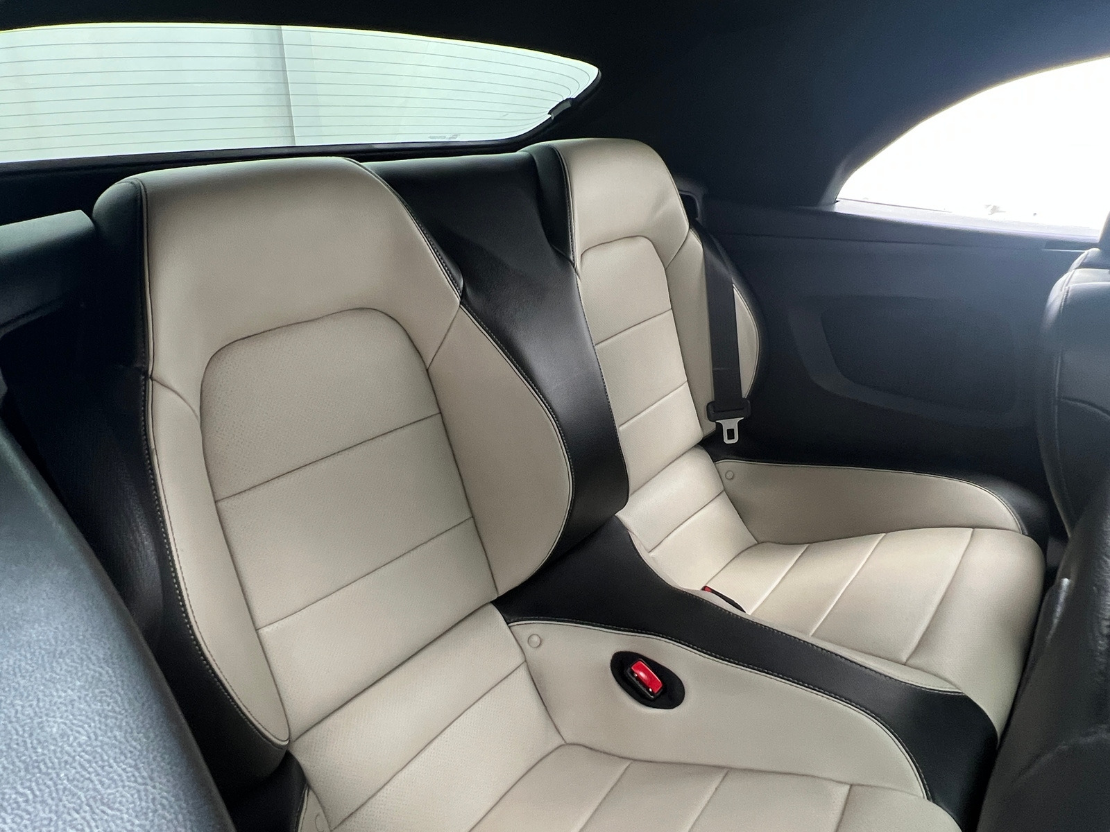 Thumbnail: 2015 Ford Mustang - 5