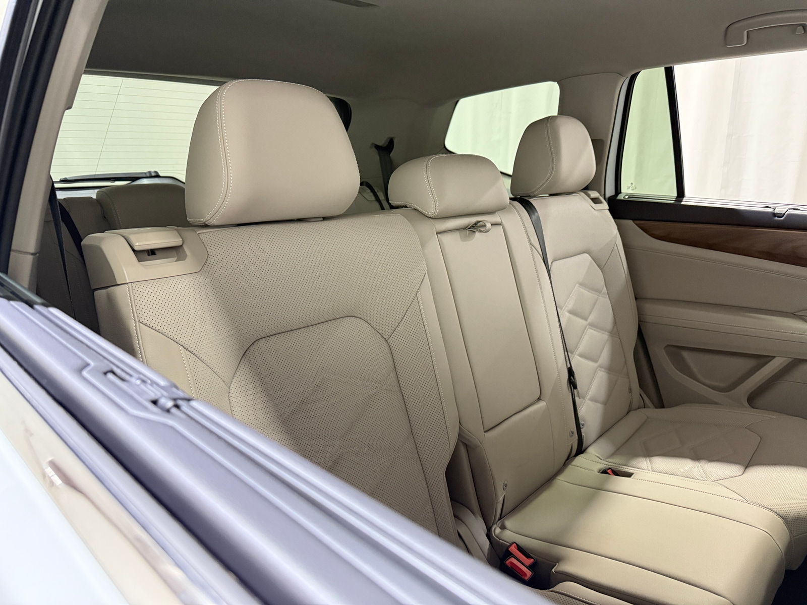 Thumbnail: 2024 Volkswagen Atlas - 5