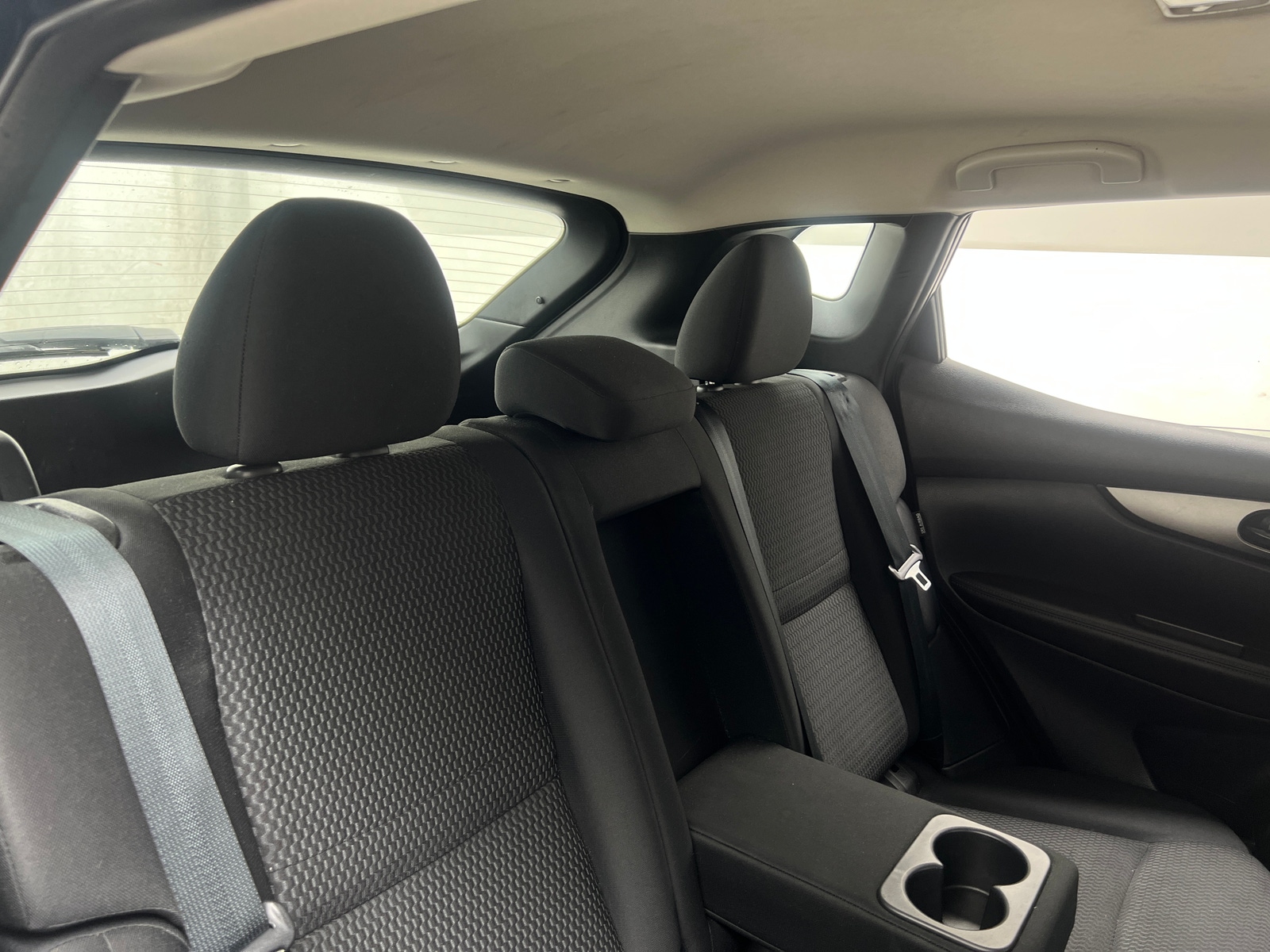 Thumbnail: 2021 Nissan Rogue Sport - 6