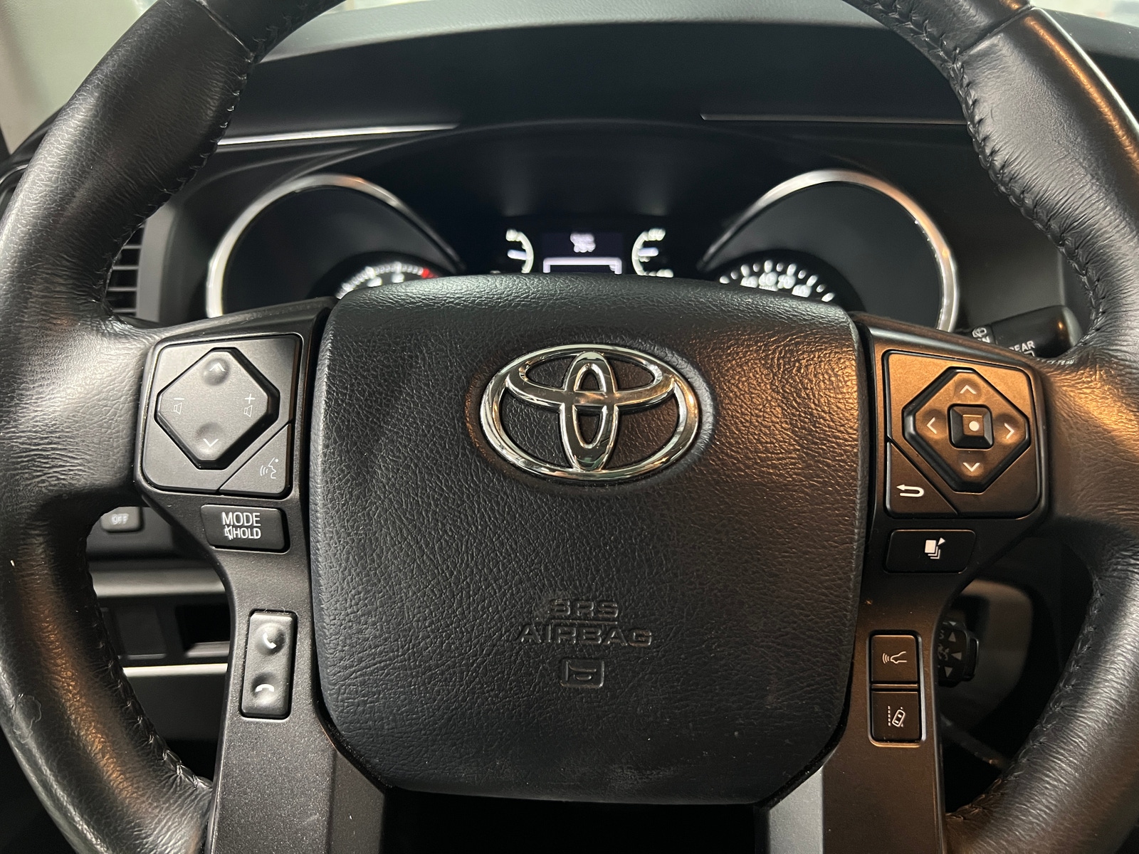Thumbnail: 2019 Toyota Sequoia - 5