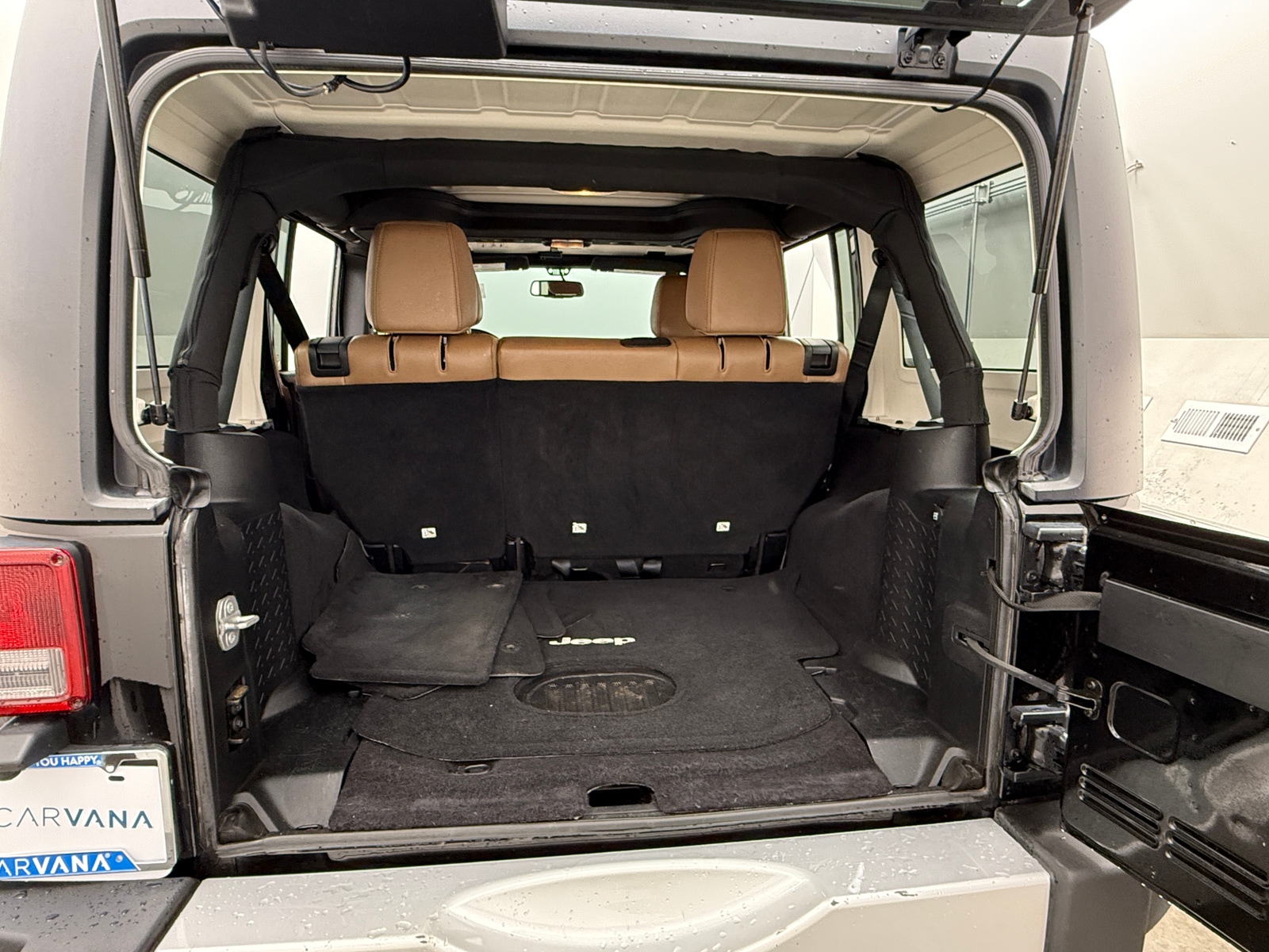 Thumbnail: 2015 Jeep Wrangler - 6