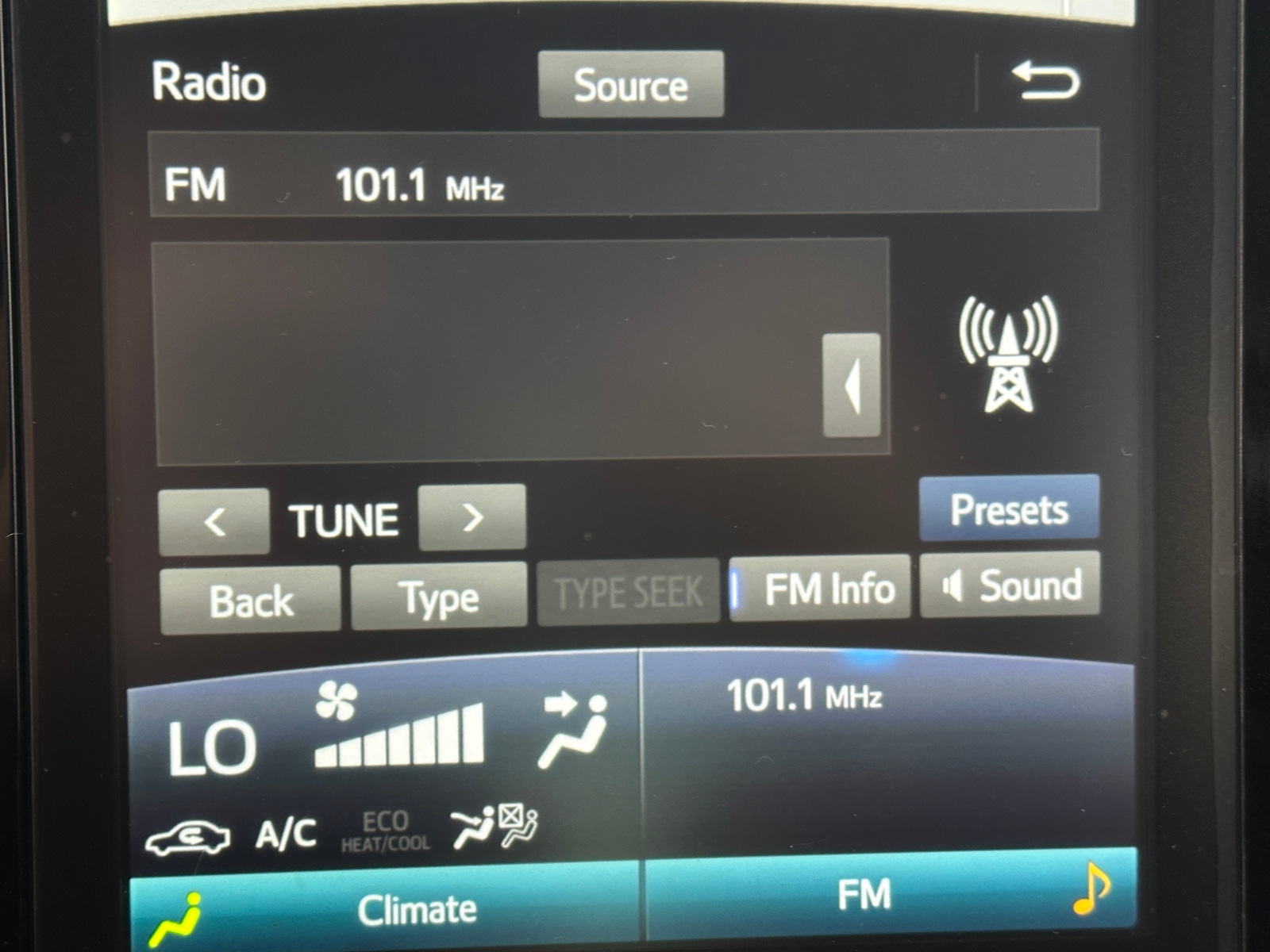 Thumbnail: 2021 Toyota Prius Prime - 3