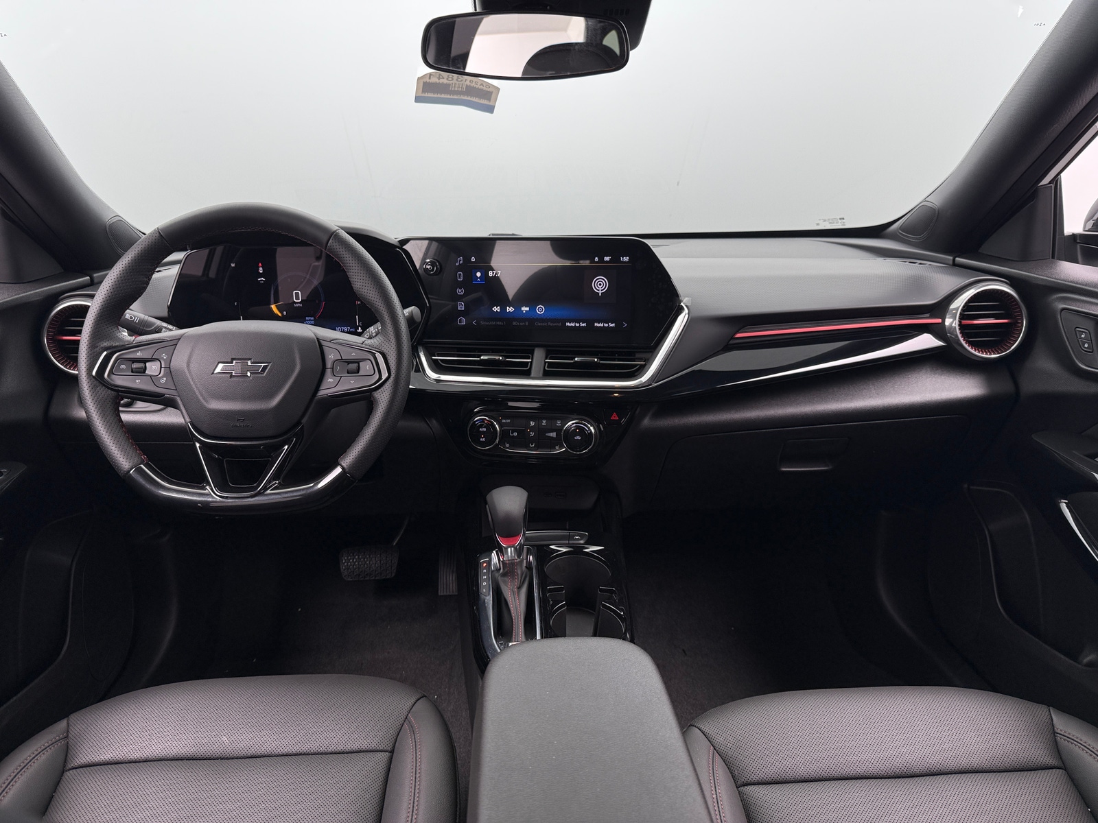 Thumbnail: 2025 Chevrolet Trax - 2