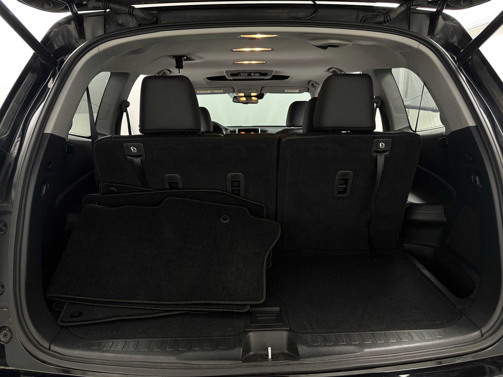 Thumbnail: 2017 Honda Pilot - 6