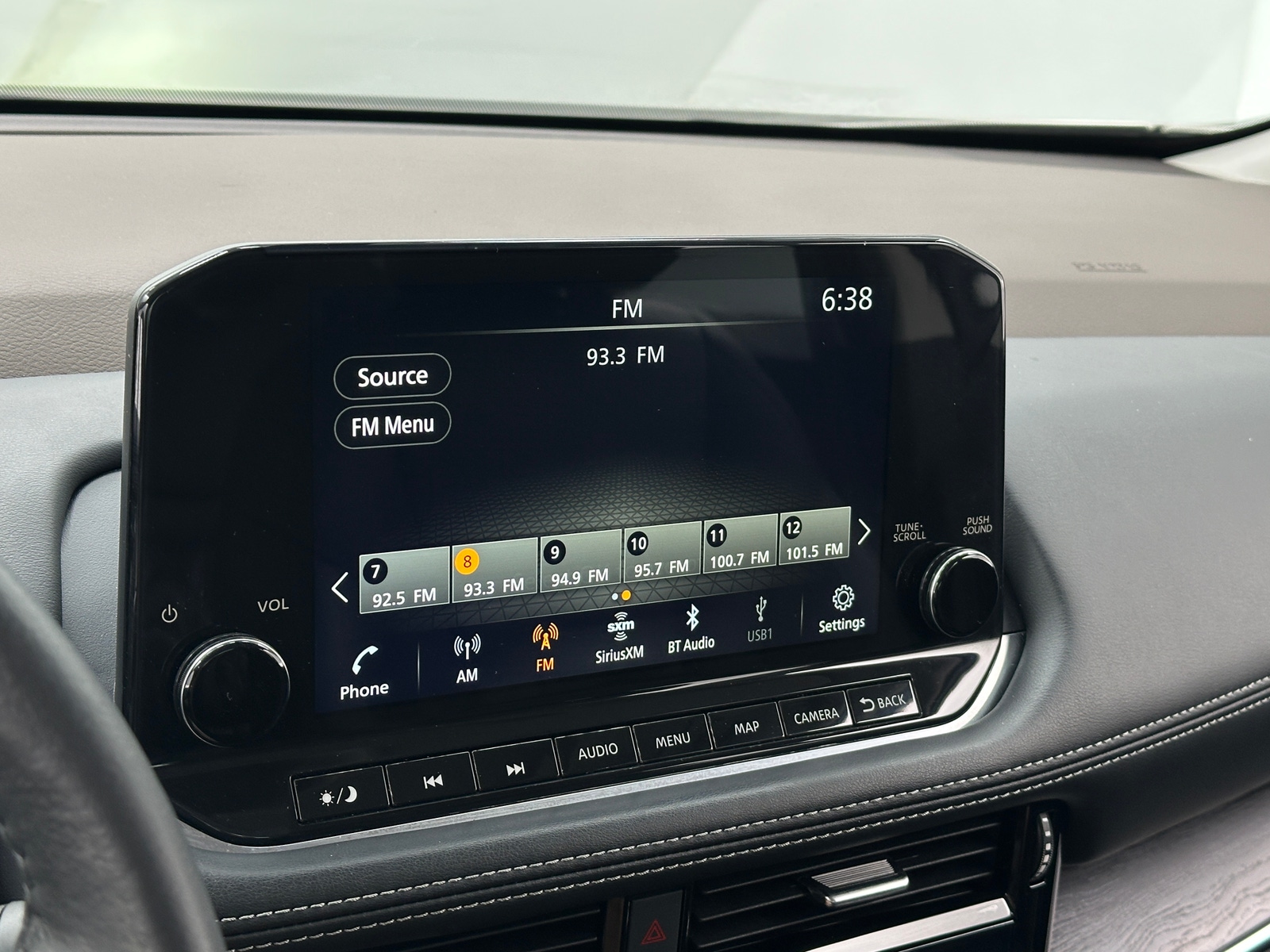 Thumbnail: 2021 Nissan Rogue - 3