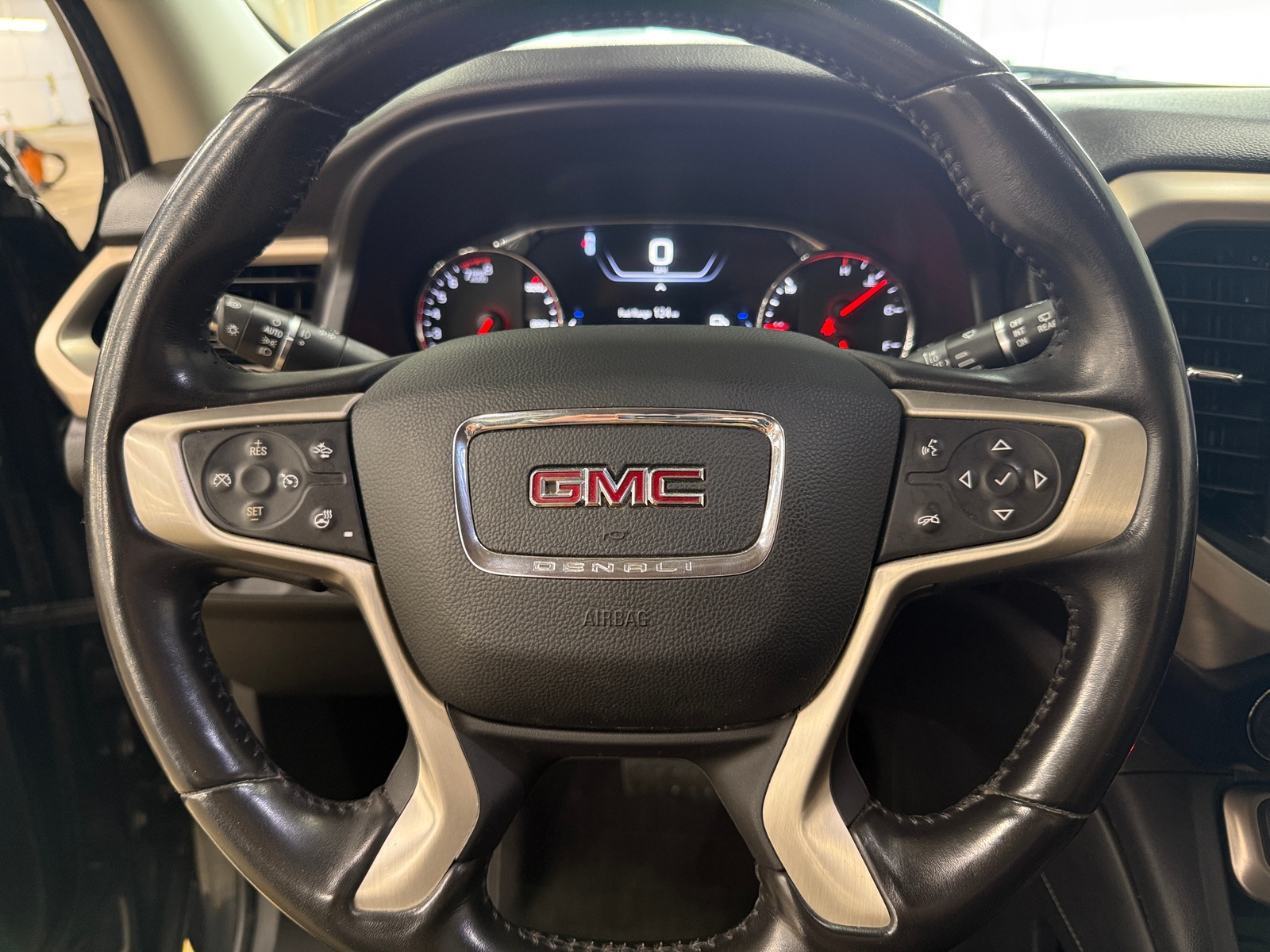Thumbnail: 2020 GMC Acadia - 4