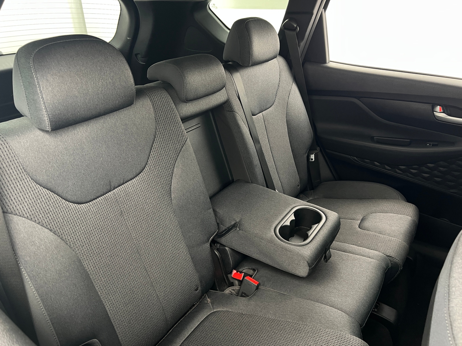 Thumbnail: 2019 Hyundai Santa Fe - 6