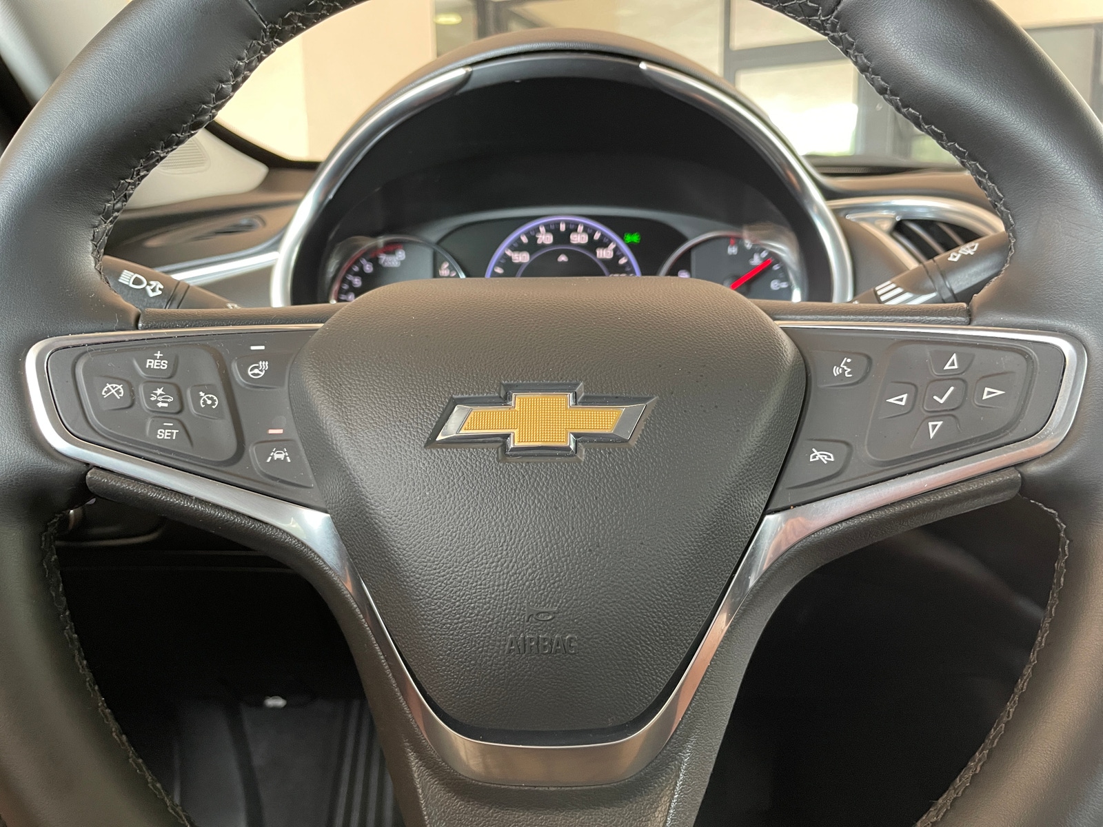 Thumbnail: 2024 Chevrolet Malibu - 5