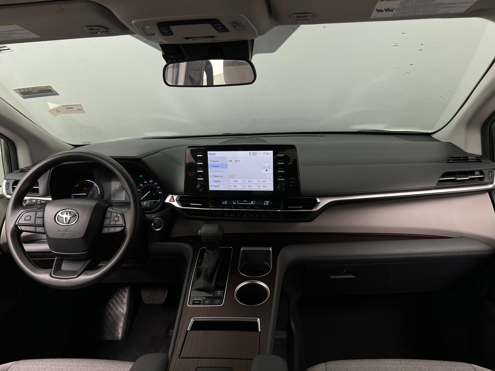 Thumbnail: 2023 Toyota Sienna - 3