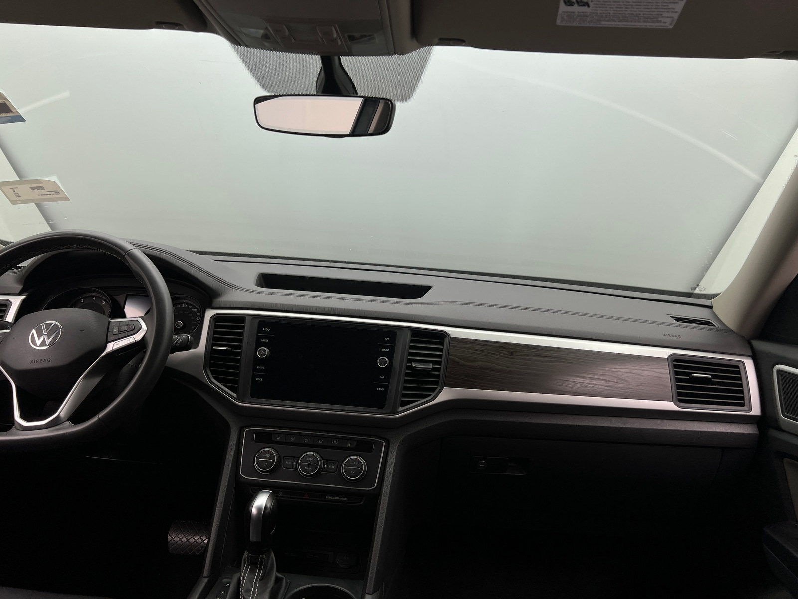 Thumbnail: 2021 Volkswagen Atlas - 2