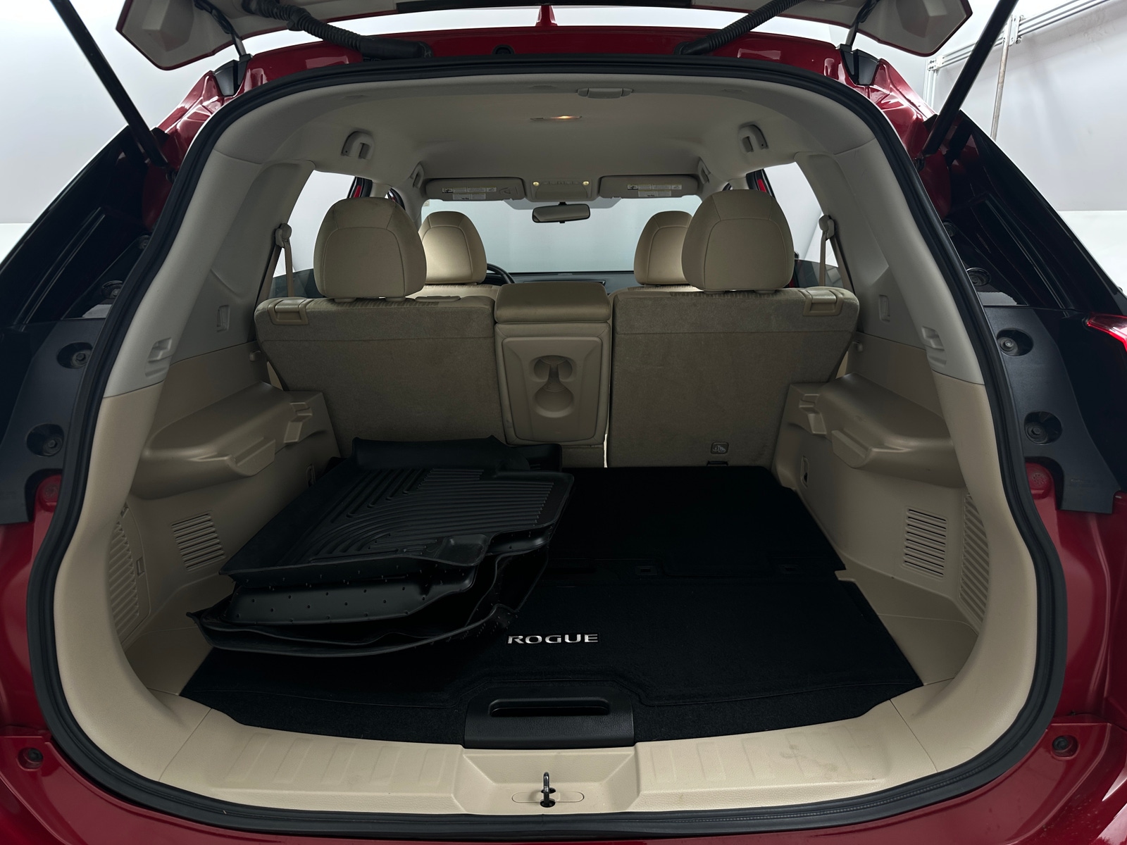 Thumbnail: 2017 Nissan Rogue - 7