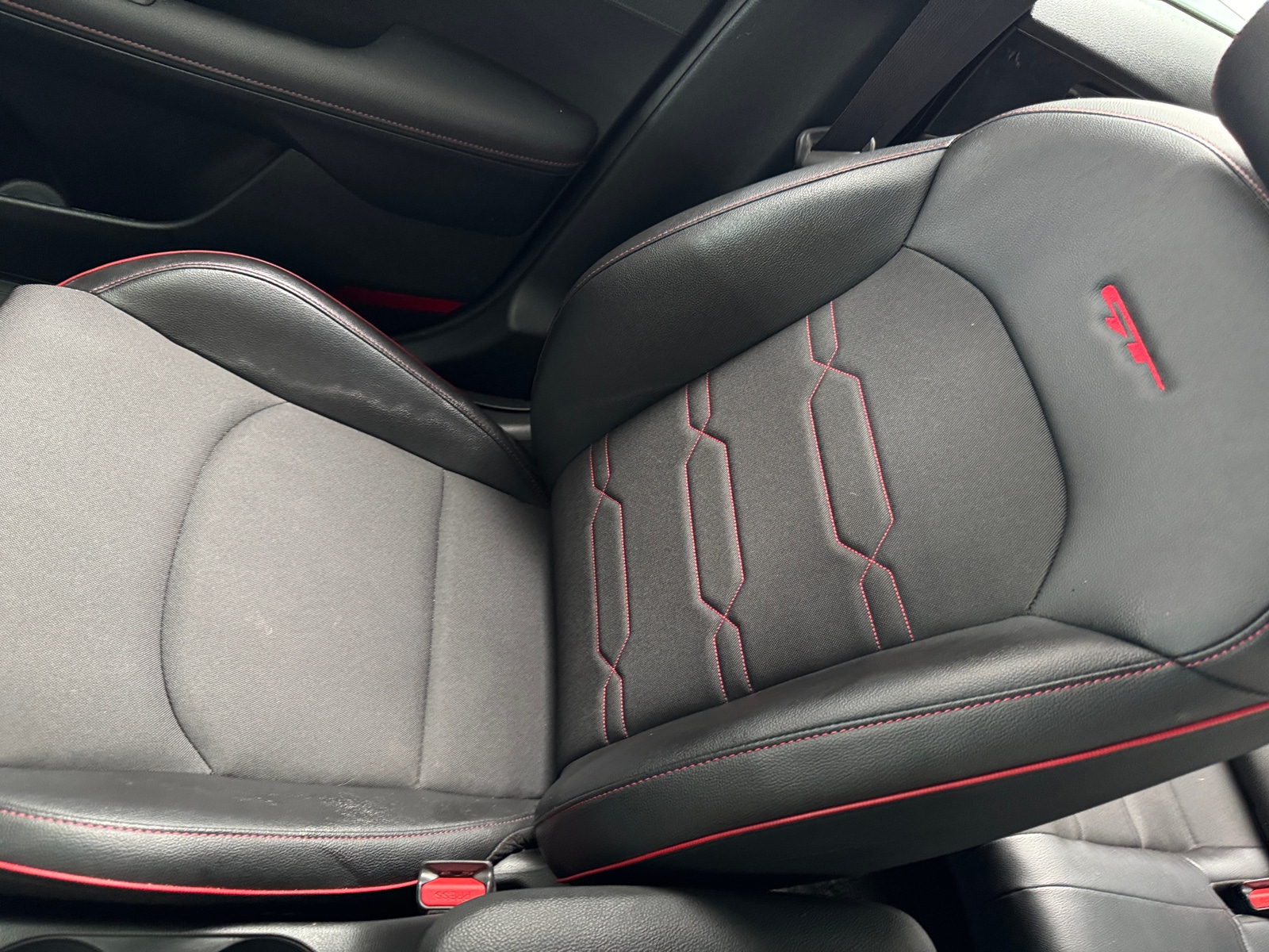Thumbnail: 2022 Kia Forte - 2