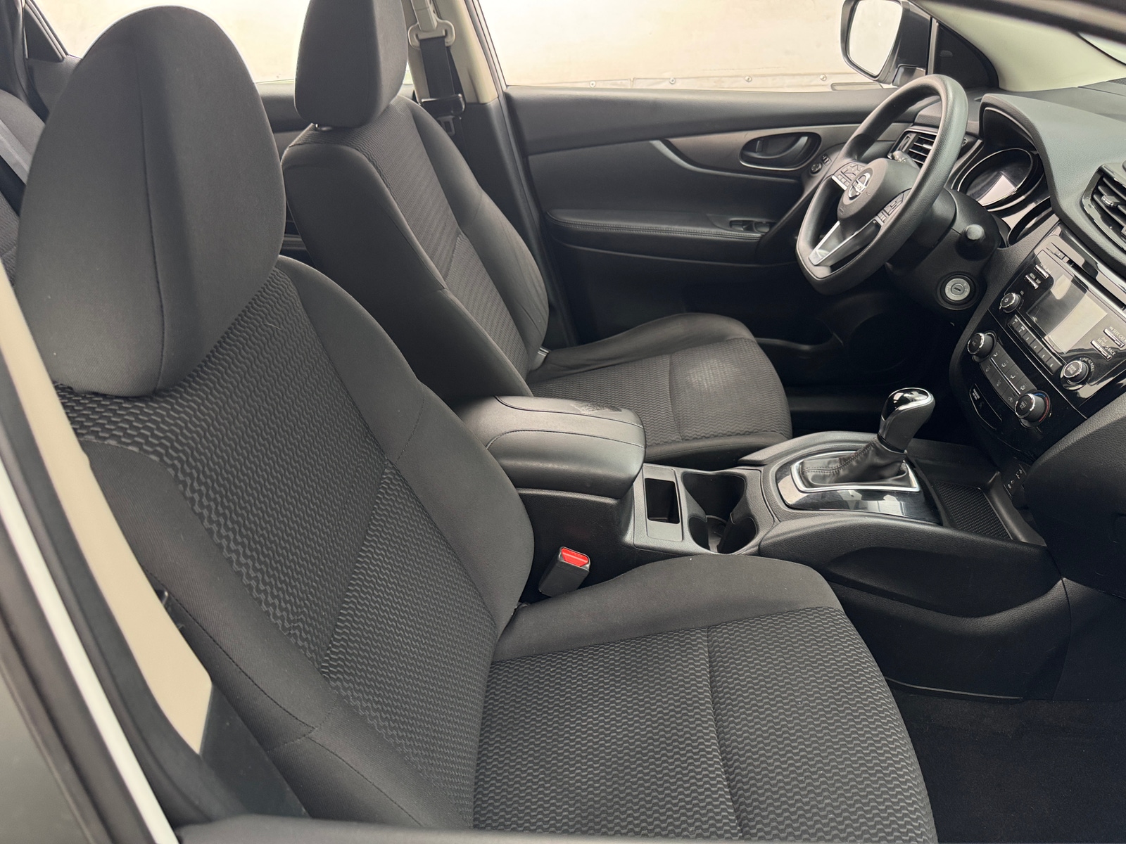 Thumbnail: 2018 Nissan Rogue Sport - 2
