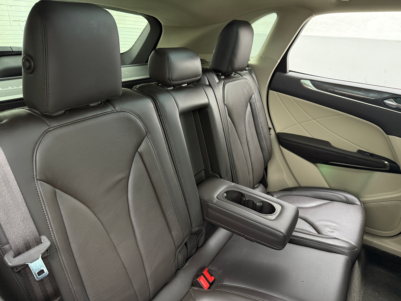 Thumbnail: 2017 Lincoln MKC - 5