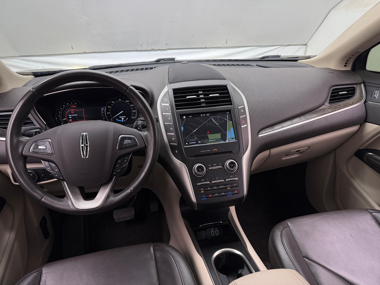 Thumbnail: 2017 Lincoln MKC - 2