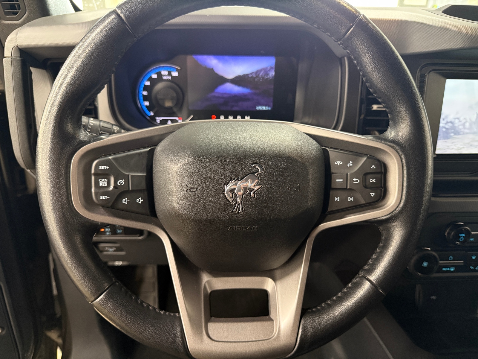 Thumbnail: 2023 Ford Bronco - 5
