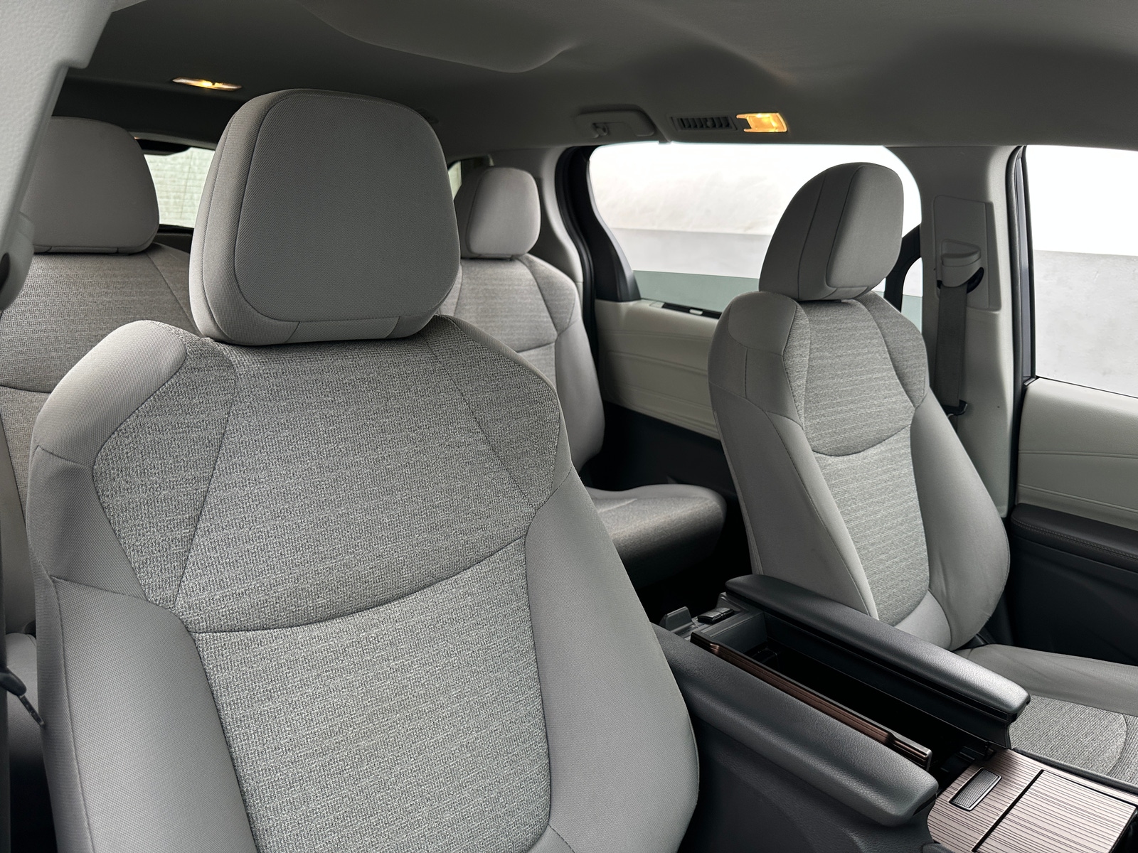 Thumbnail: 2023 Toyota Sienna - 2