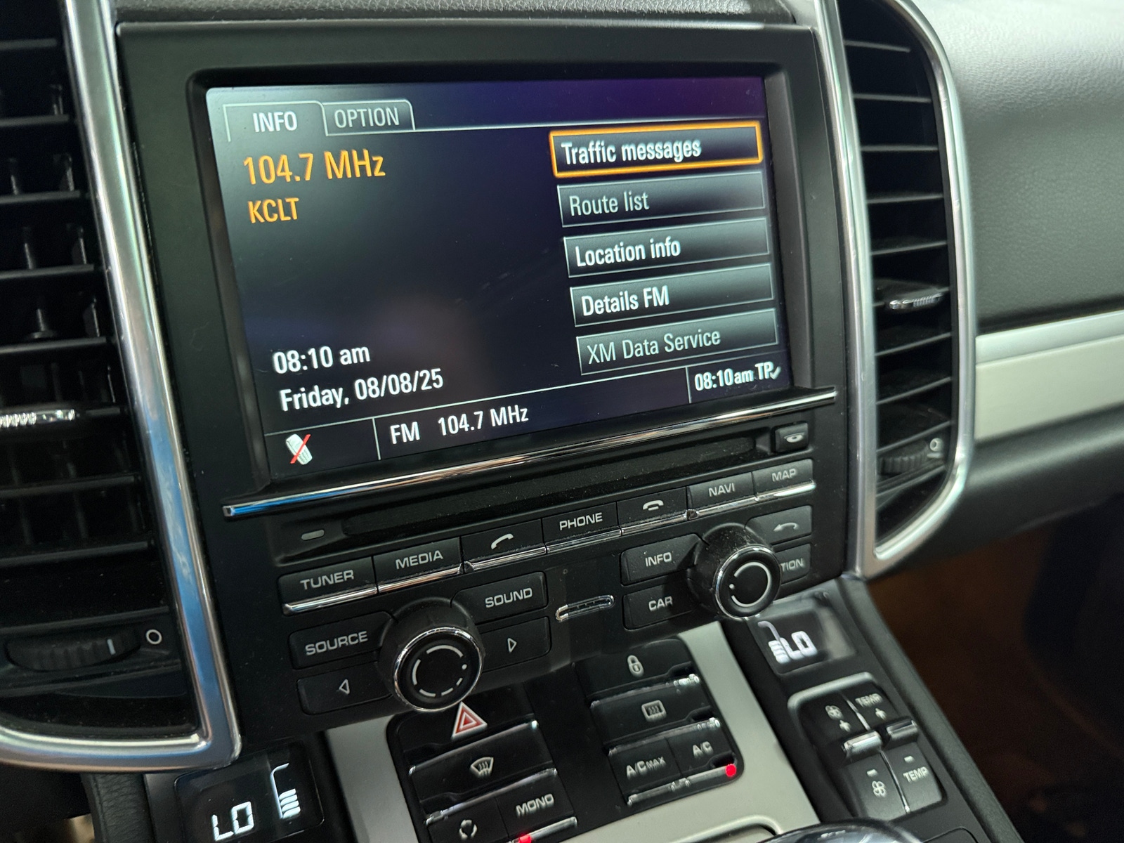 Thumbnail: 2013 Porsche Cayenne - 3
