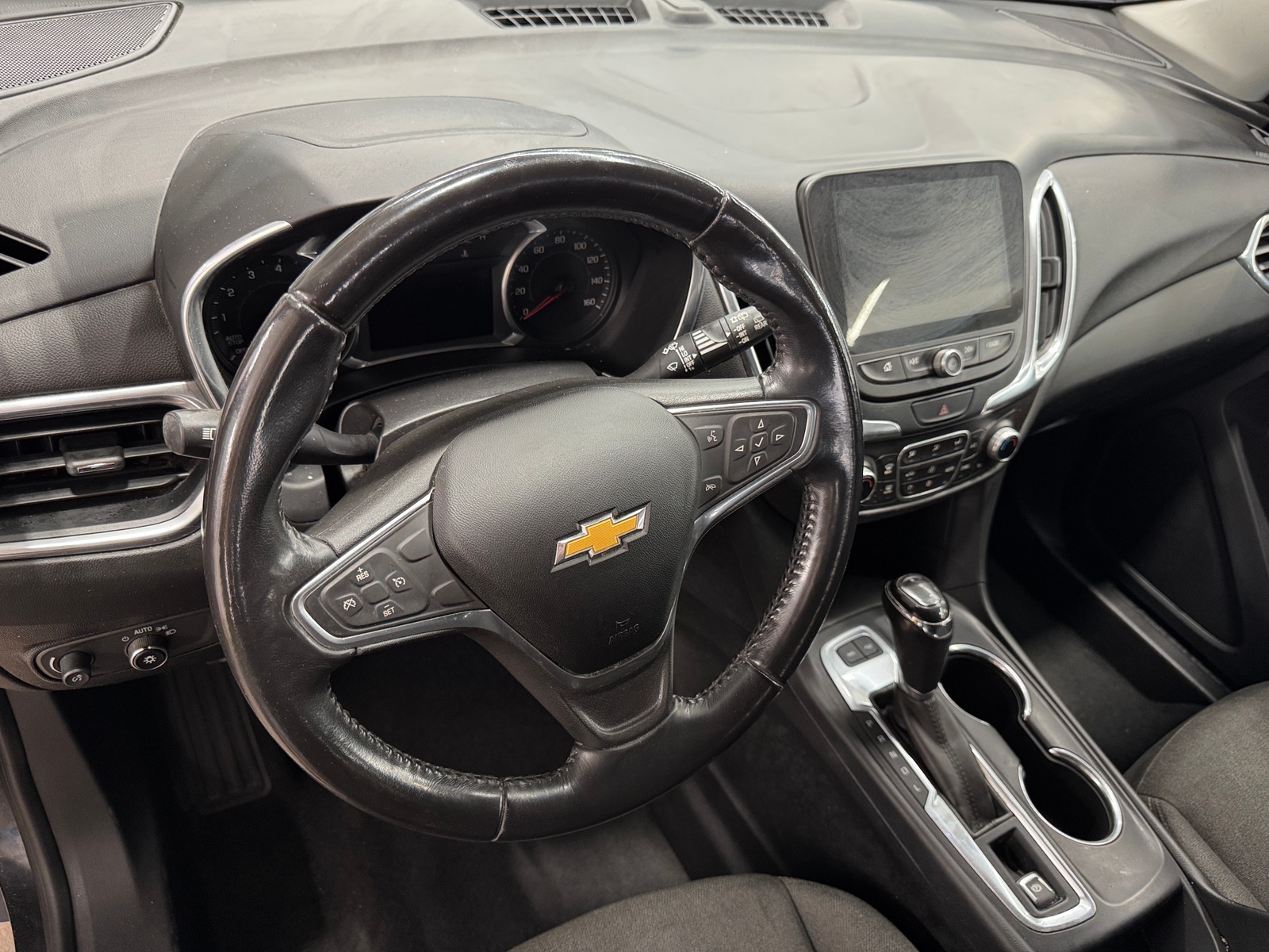 Thumbnail: 2018 Chevrolet Equinox - 3